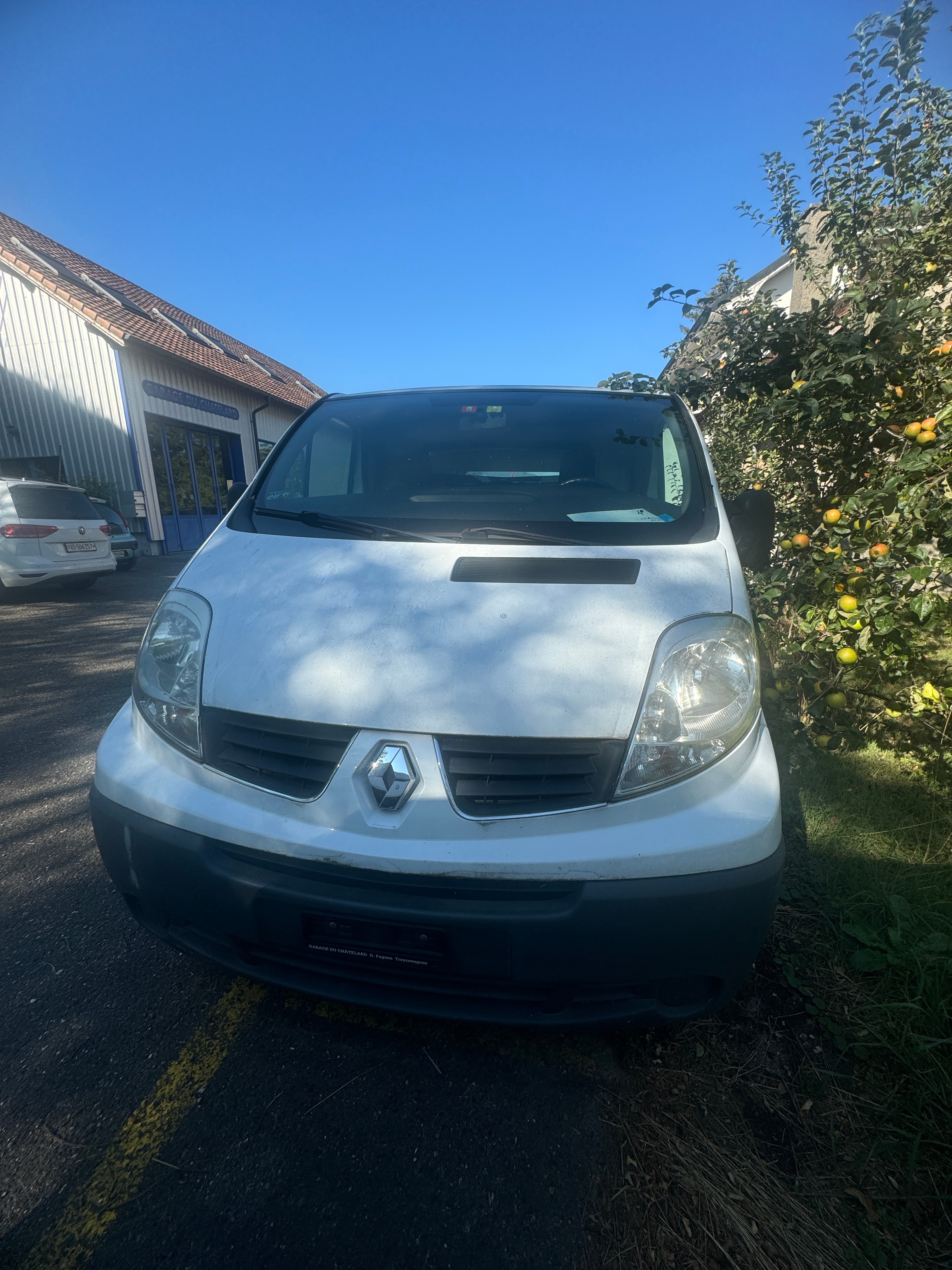 RENAULT TRAFIC