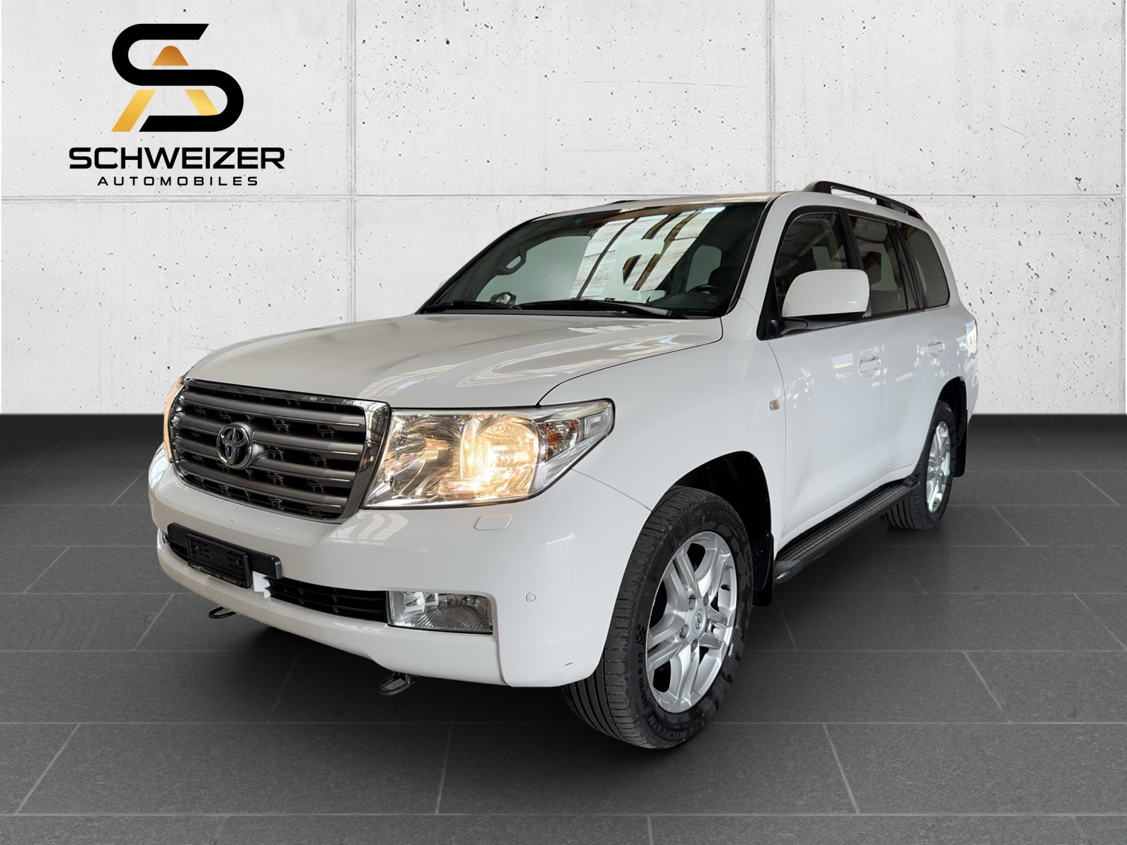 TOYOTA Land Cruiser V8 4.5 D-4D Linea Sol