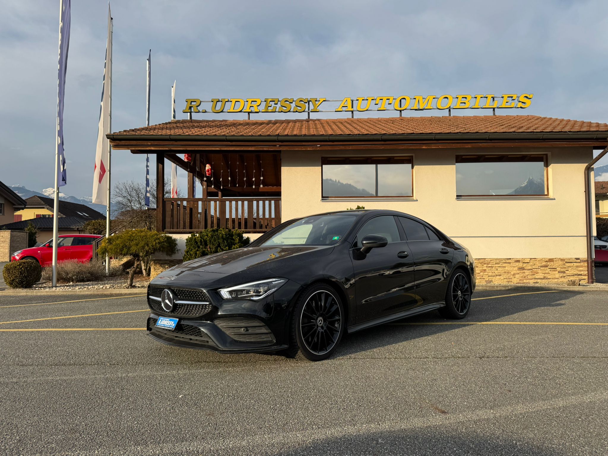 MERCEDES-BENZ CLA 250 AMG Line