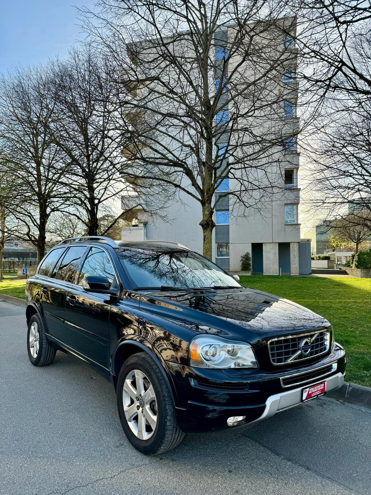 VOLVO XC90 D5 AWD Momentum Geartronic