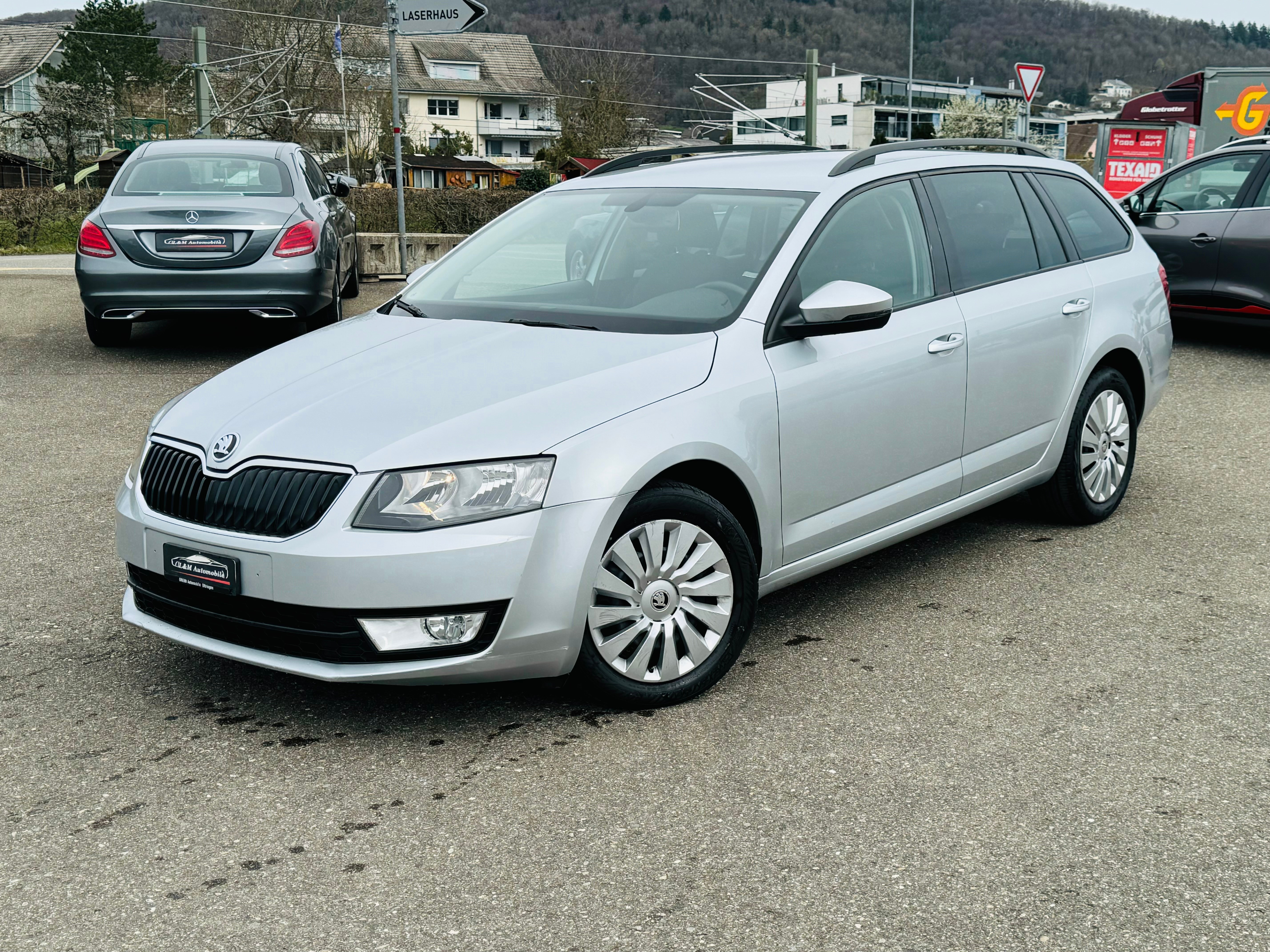 SKODA Octavia Combi 1.6 TDI Active DSG