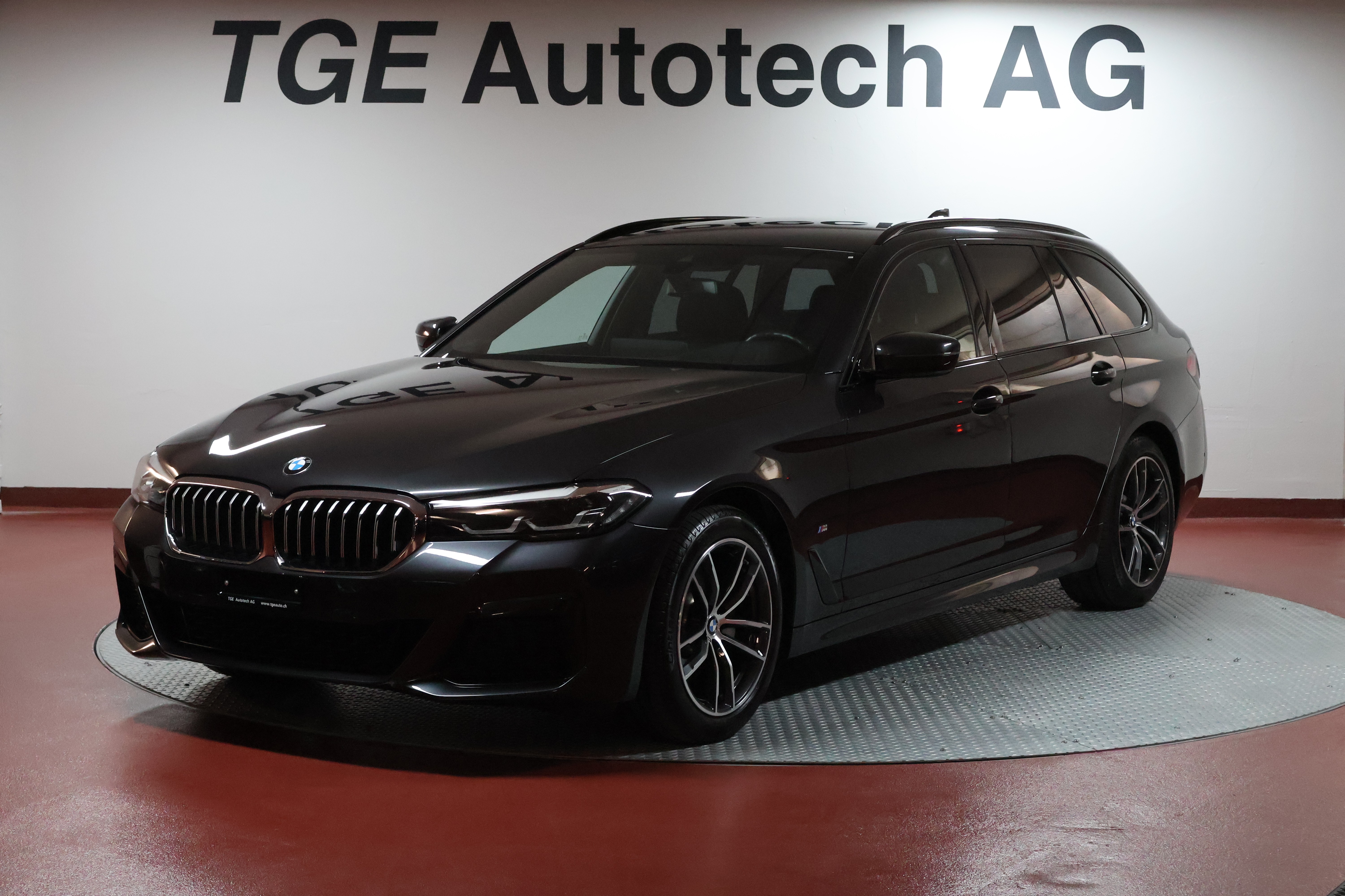 BMW 520d xDrive 48V Touring M Sport Steptronic