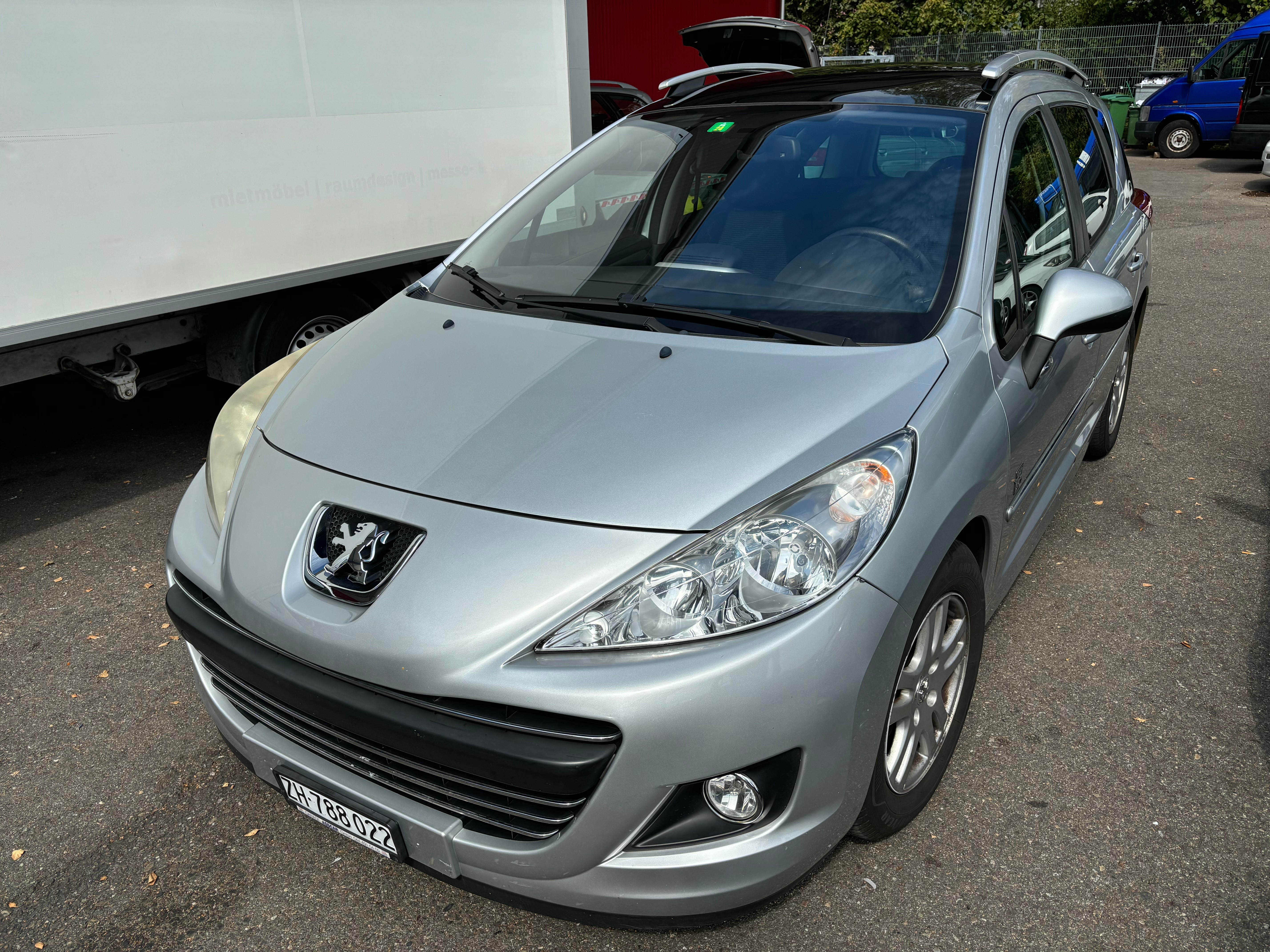 PEUGEOT 207 SW 1.6 16V Trendy Automatic