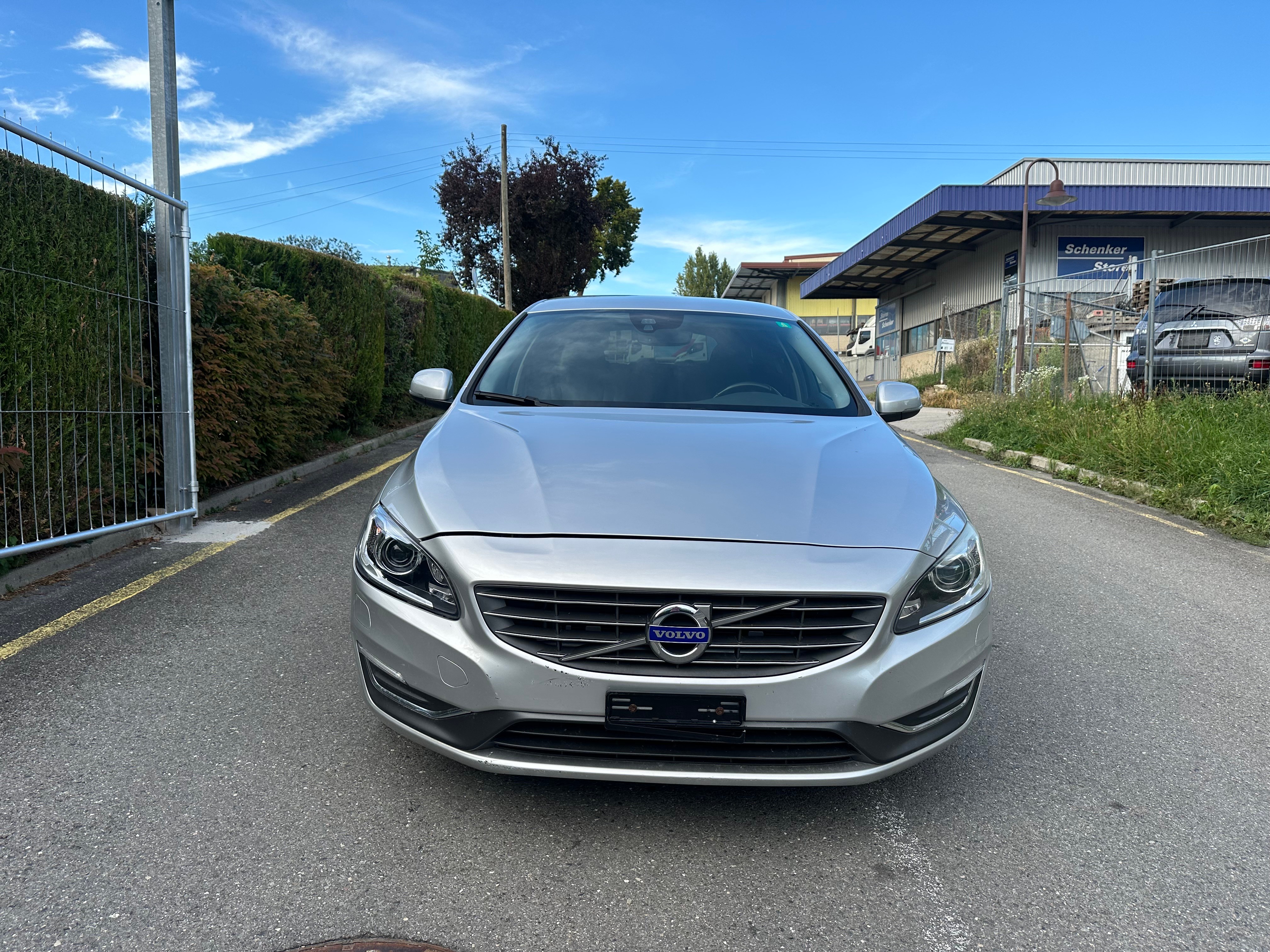 VOLVO V60 D5 AWD Summum Geartronic