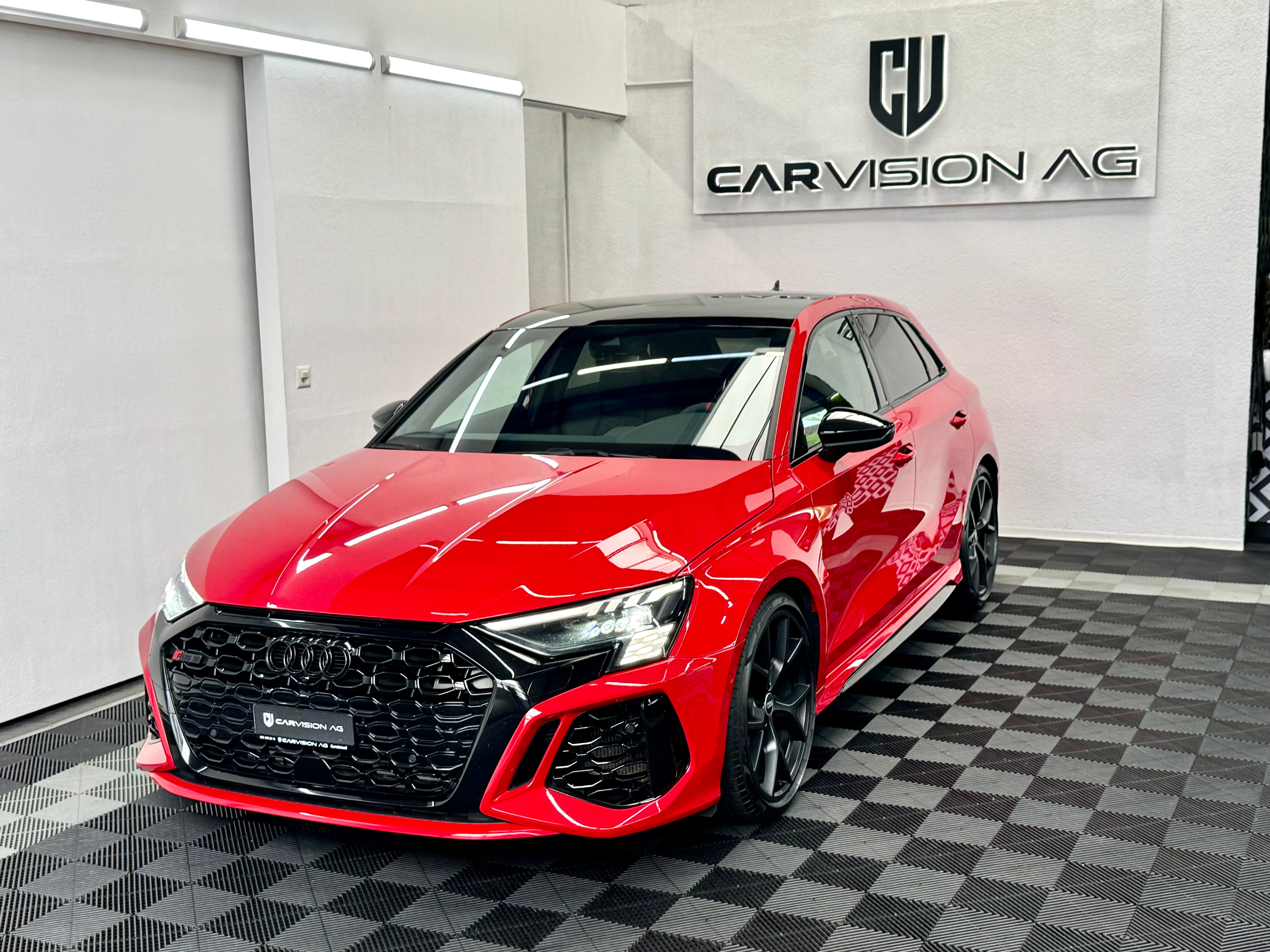 AUDI RS3 Sportback 2.5 TSI quattro * RS Dynamik Paket *