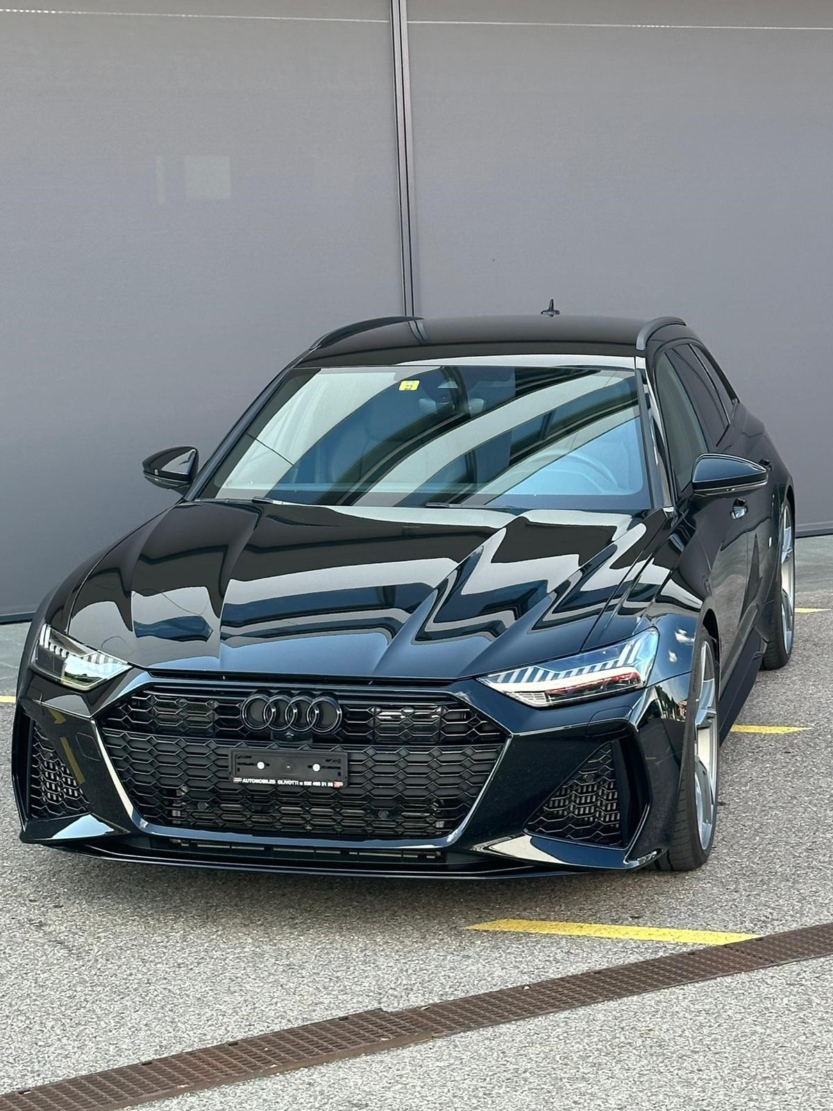 AUDI RS6 Avant 4.0 TFSI V8 quattro