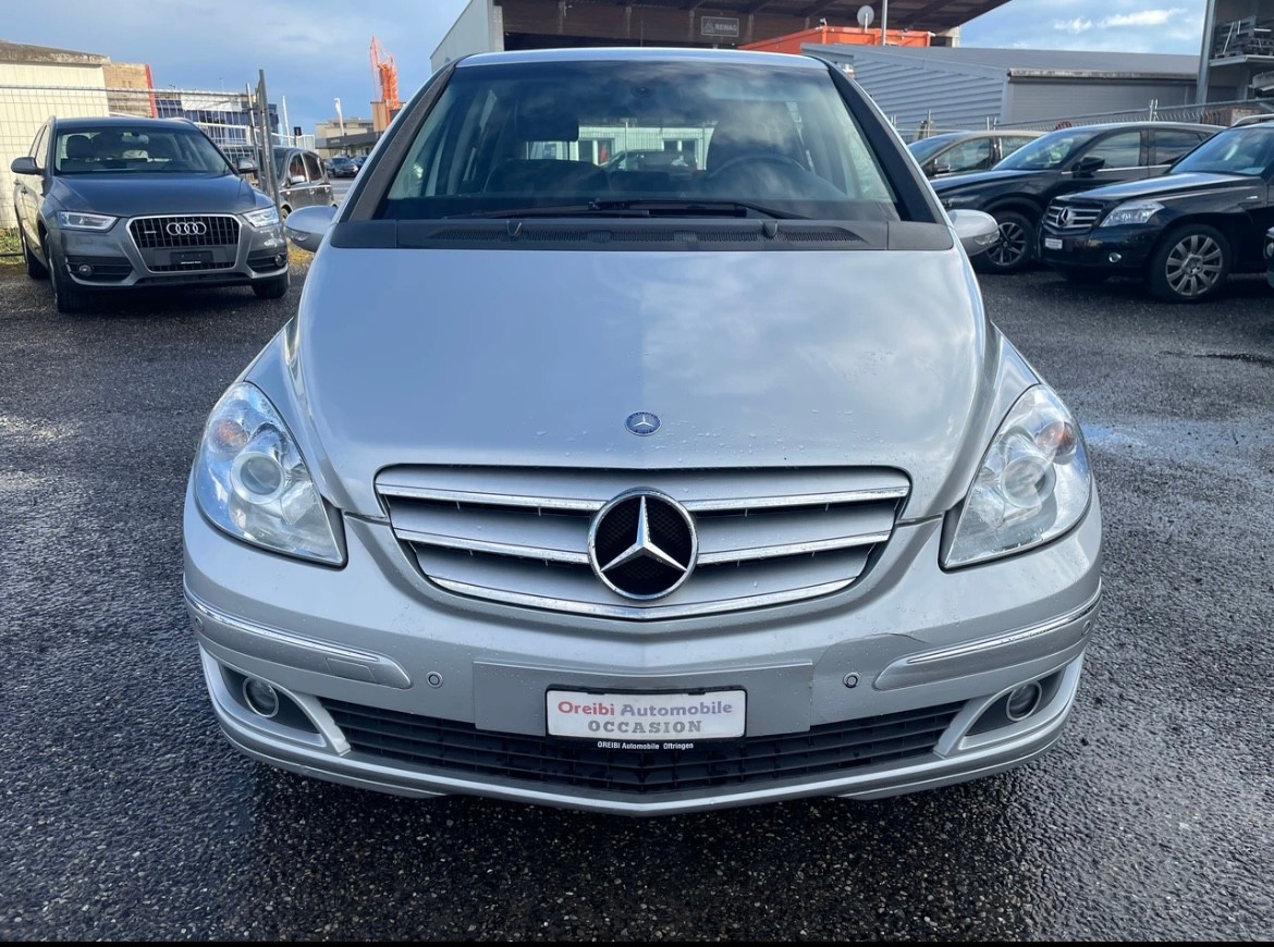 MERCEDES-BENZ B 200 CDI