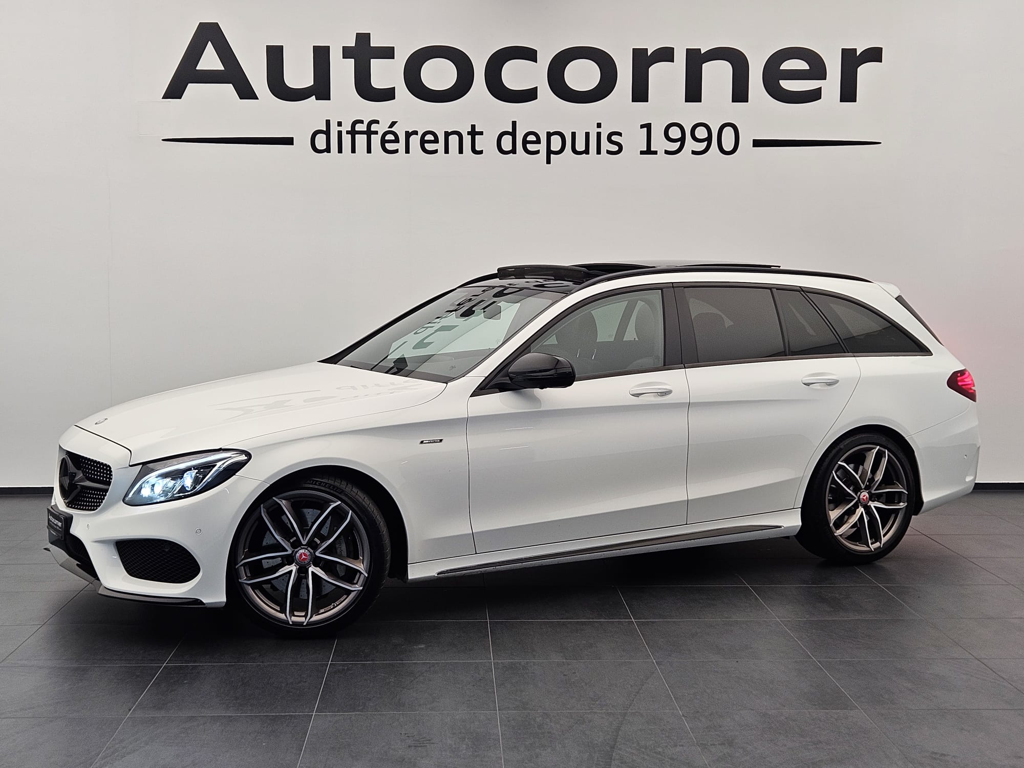 MERCEDES-BENZ C 450 AMG 4Matic 7G-Tronic