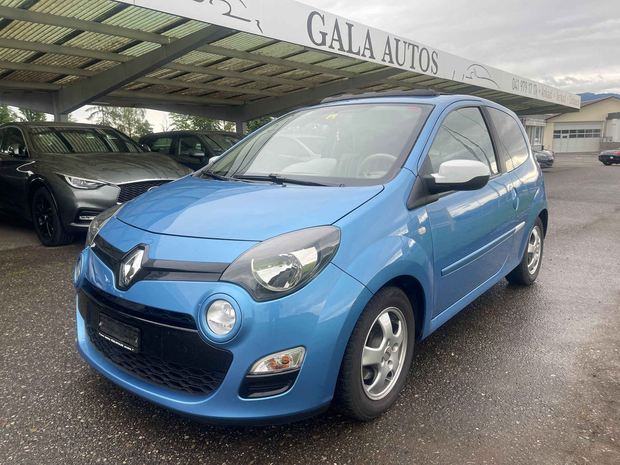 RENAULT Twingo 1.2 16V Swiss Edition