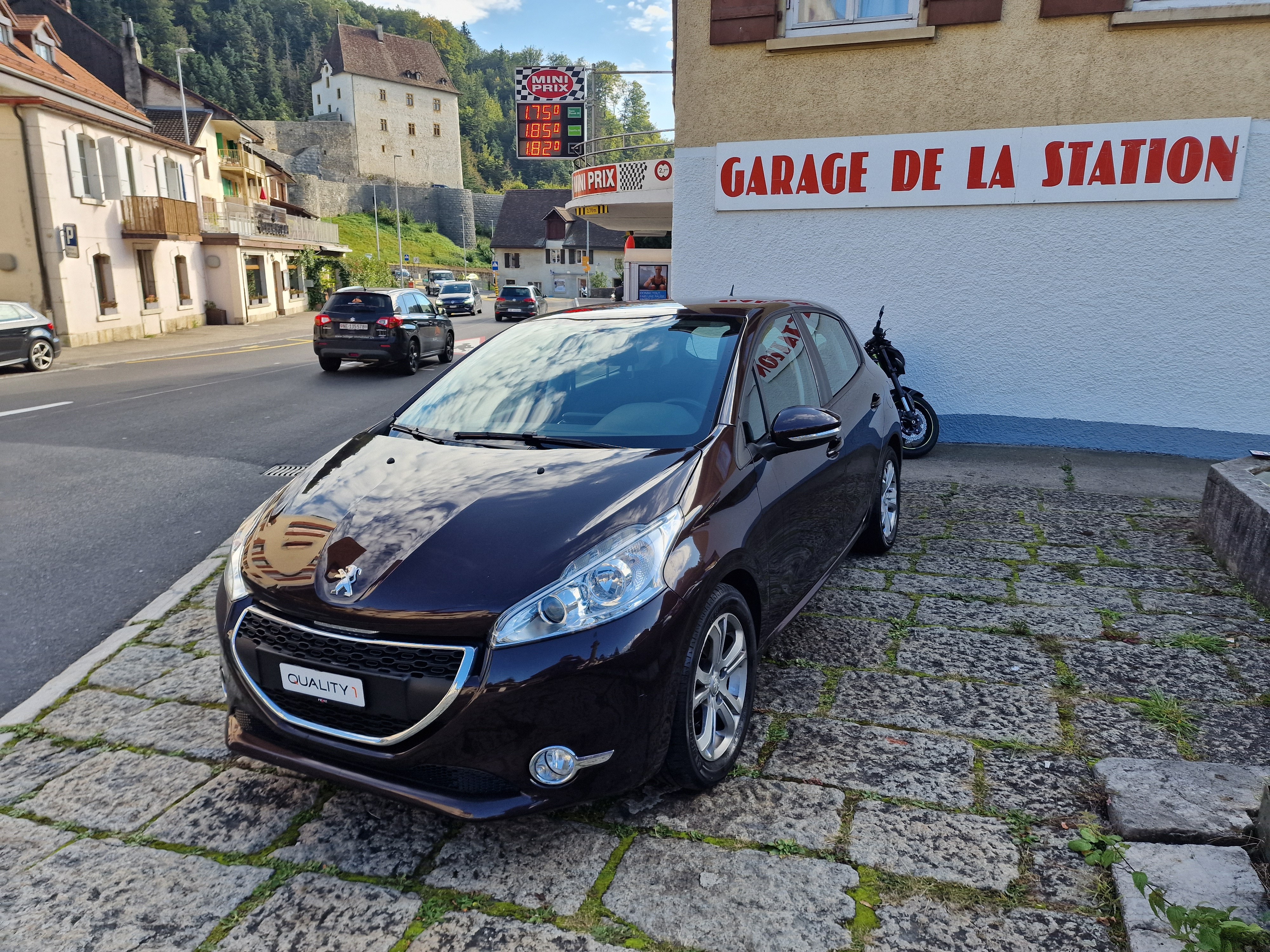 PEUGEOT 208 1.2 VTI Active