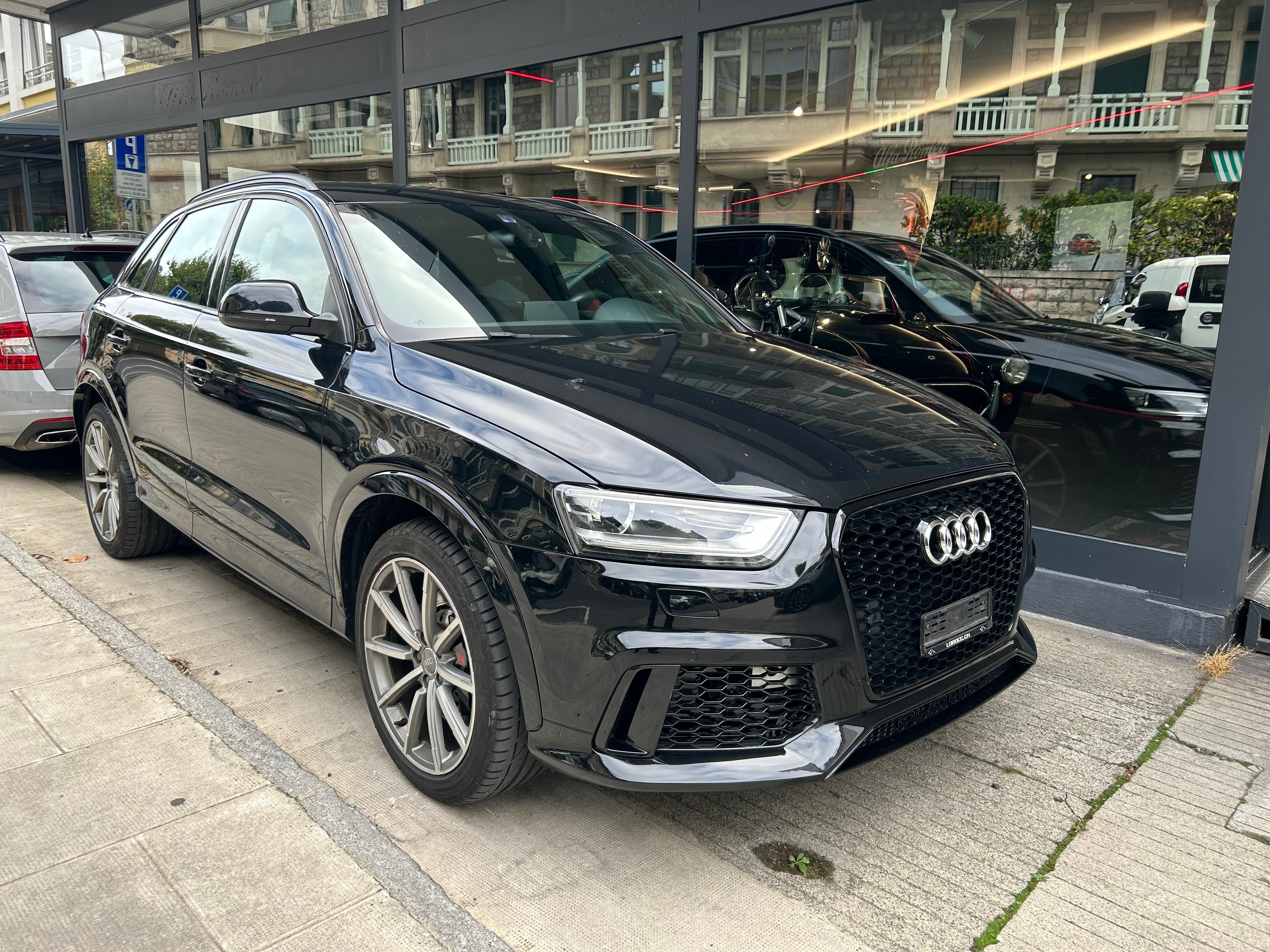 AUDI RS Q3 2.5 TFSI quattro