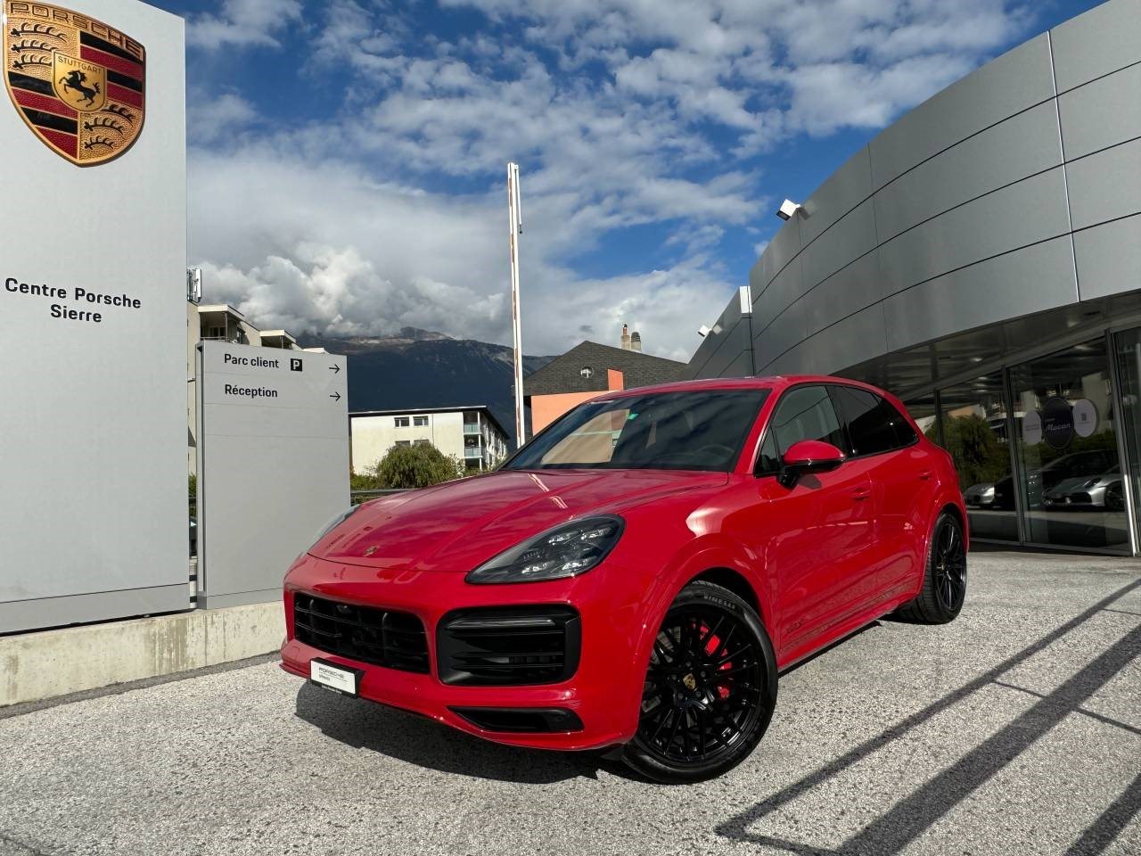 PORSCHE CAYENNE GTS