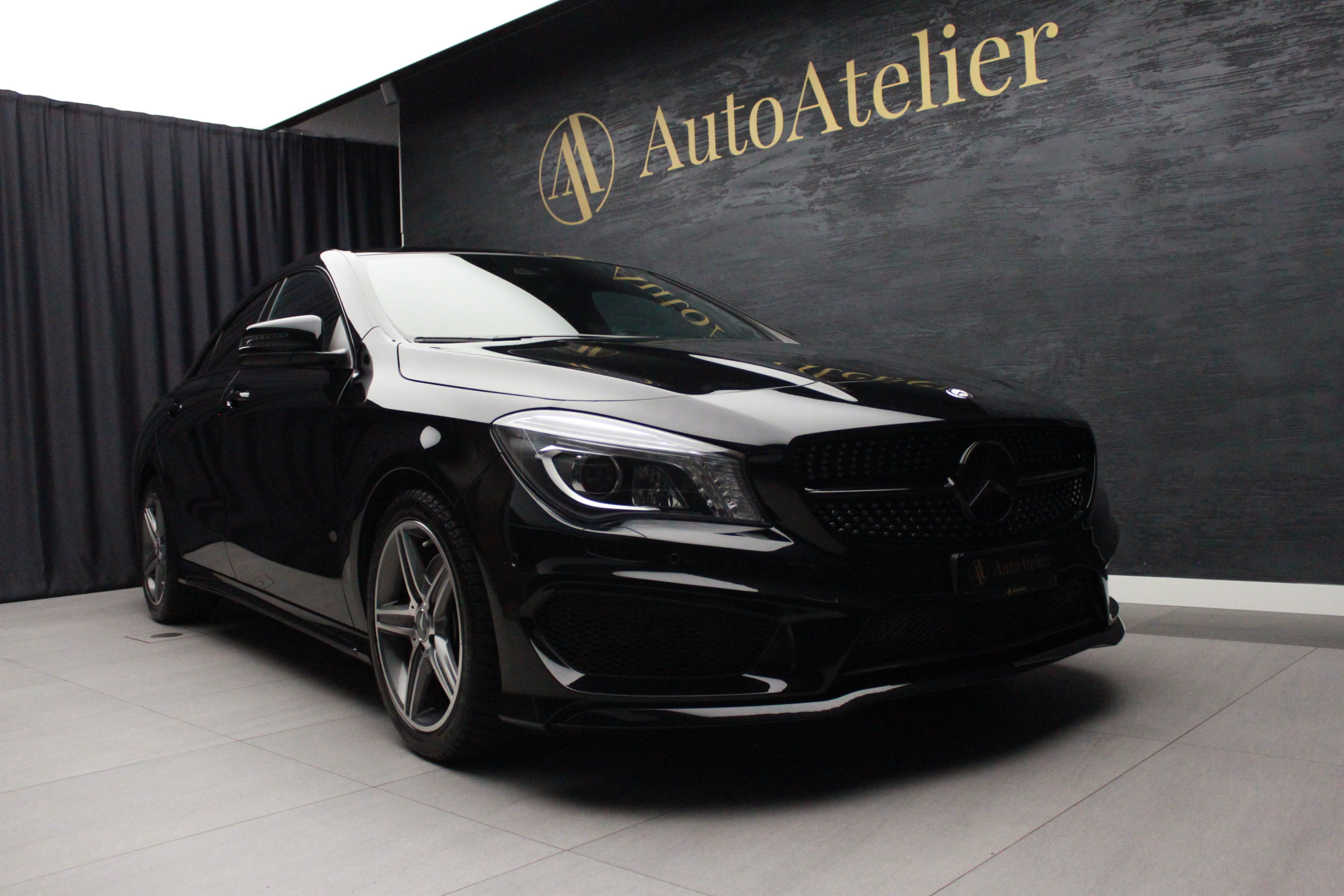 MERCEDES-BENZ CLA 250 AMG Line 7G-DCT 4Matic