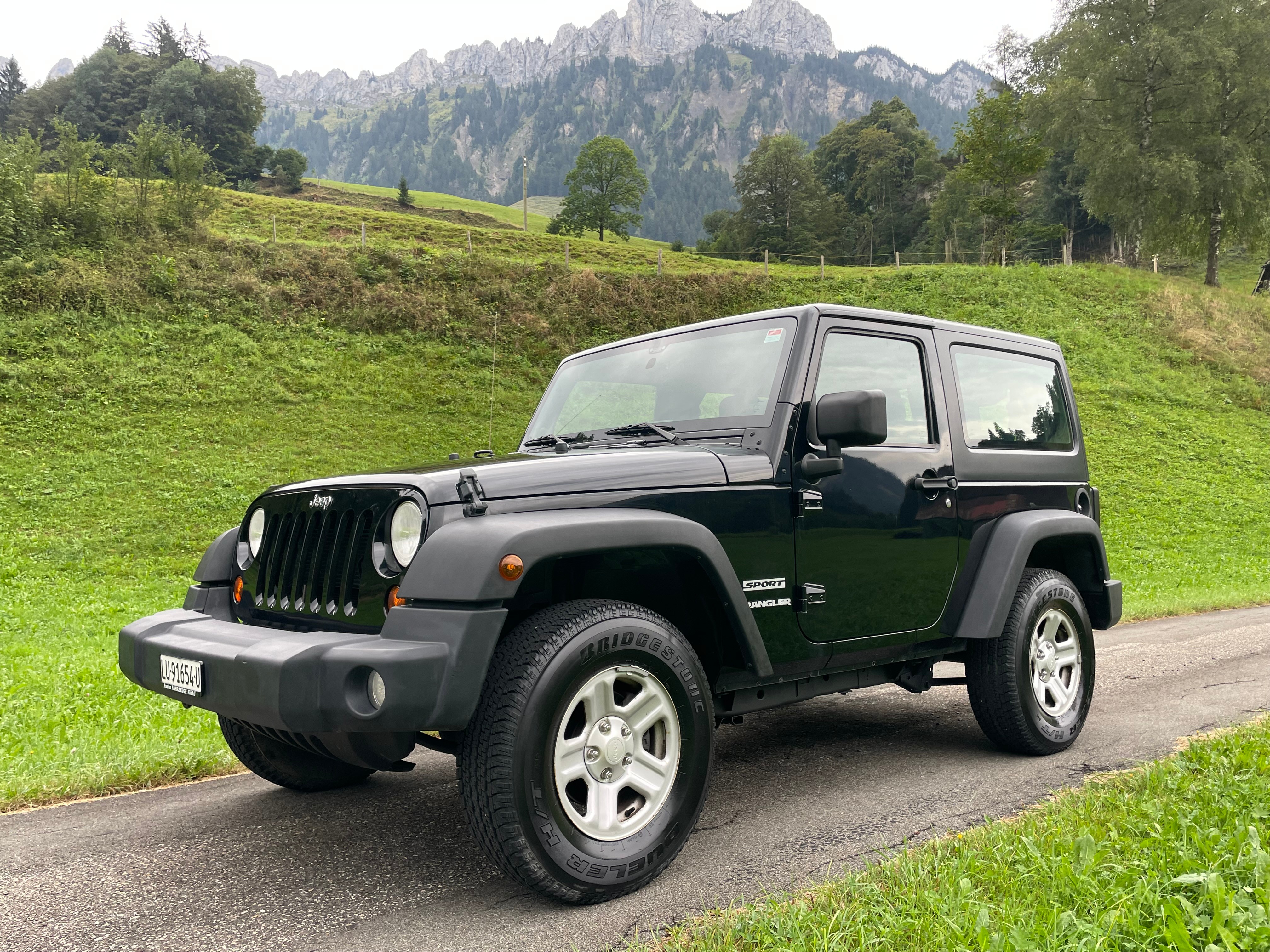 JEEP Wrangler 3.6 Sport Automatic