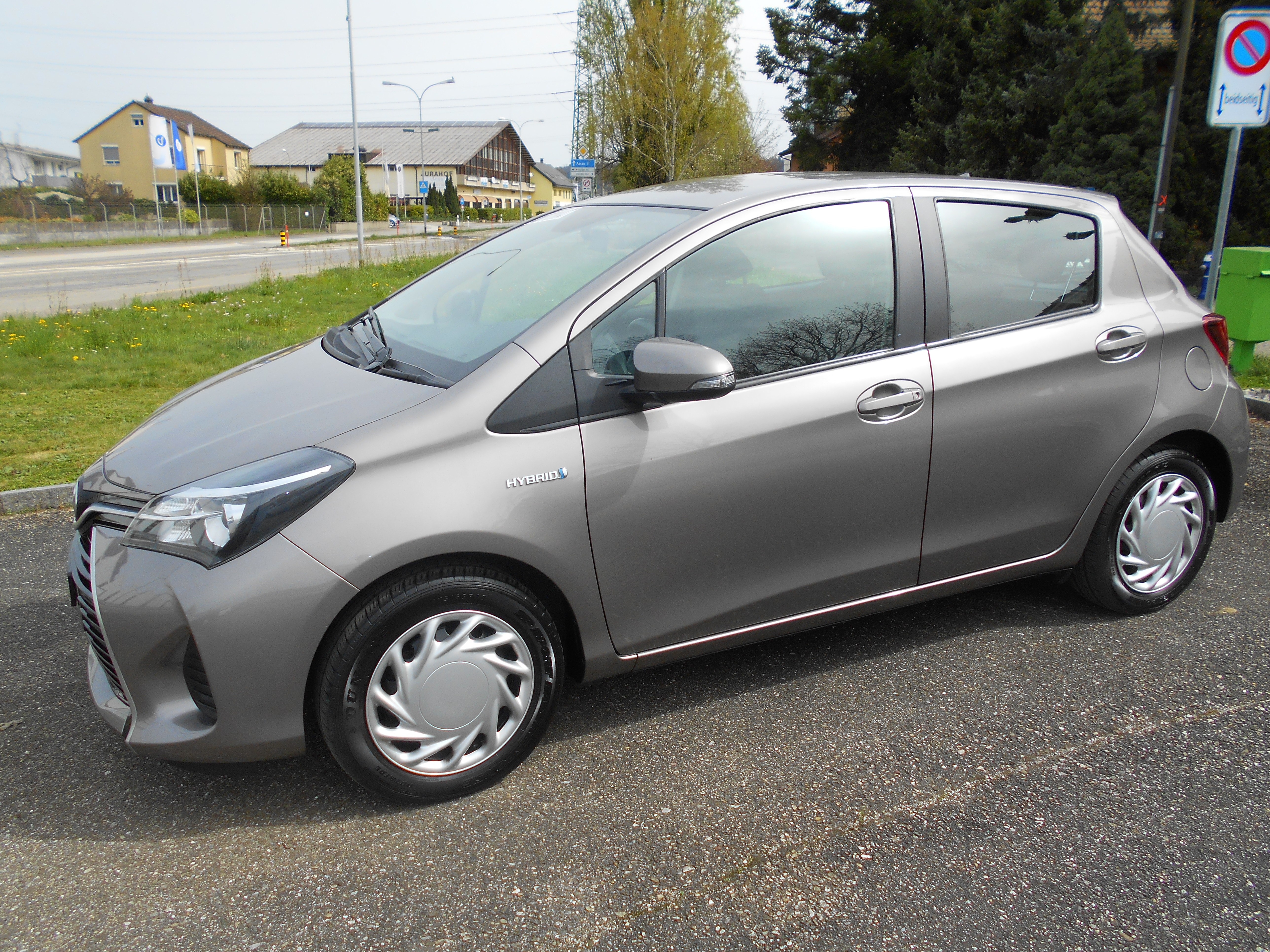 TOYOTA Yaris 1.5 VVT-i Hybrid Luna e-CVT