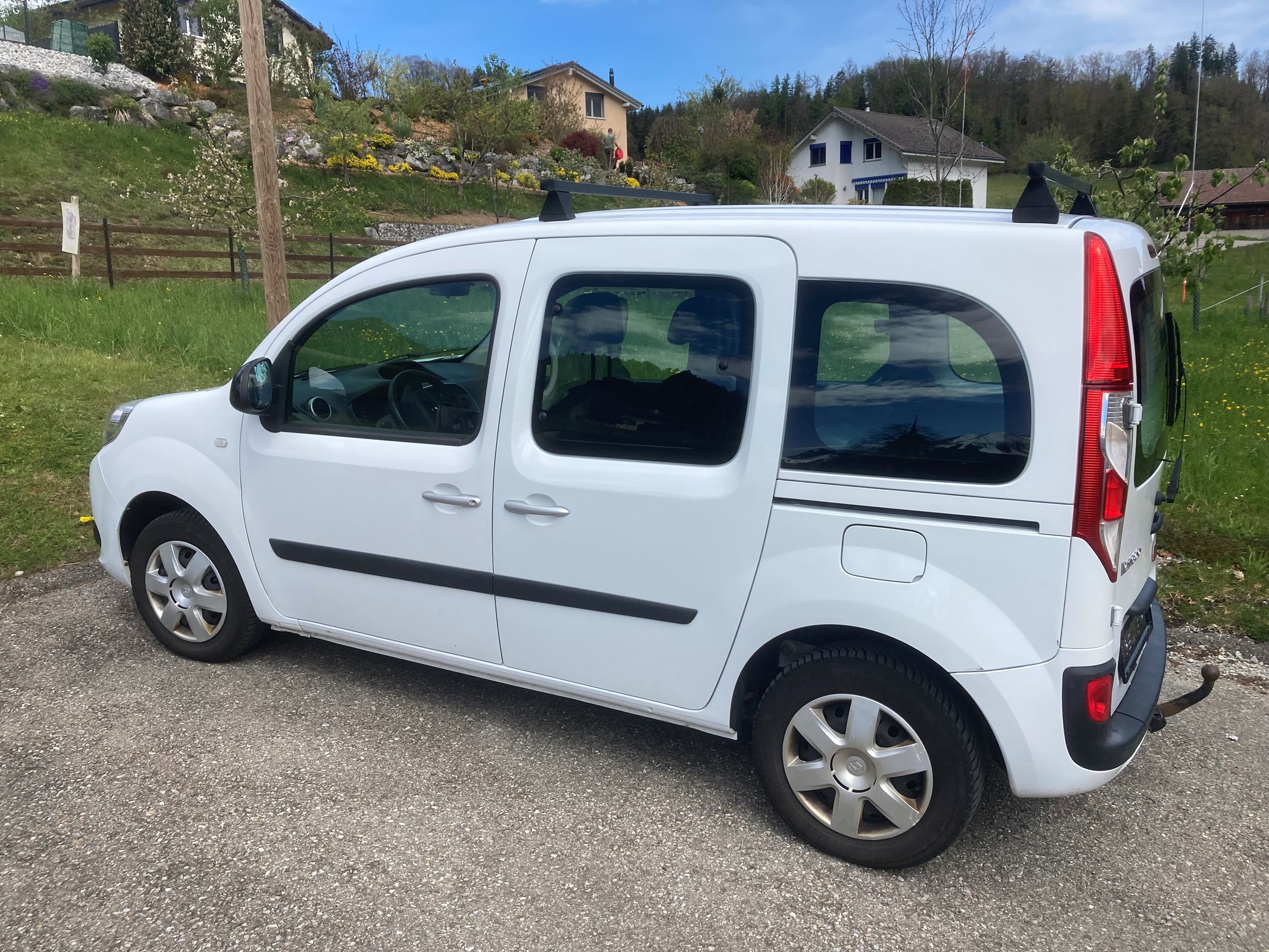 RENAULT Kangoo 1.2 16V Turbo Swiss Edition