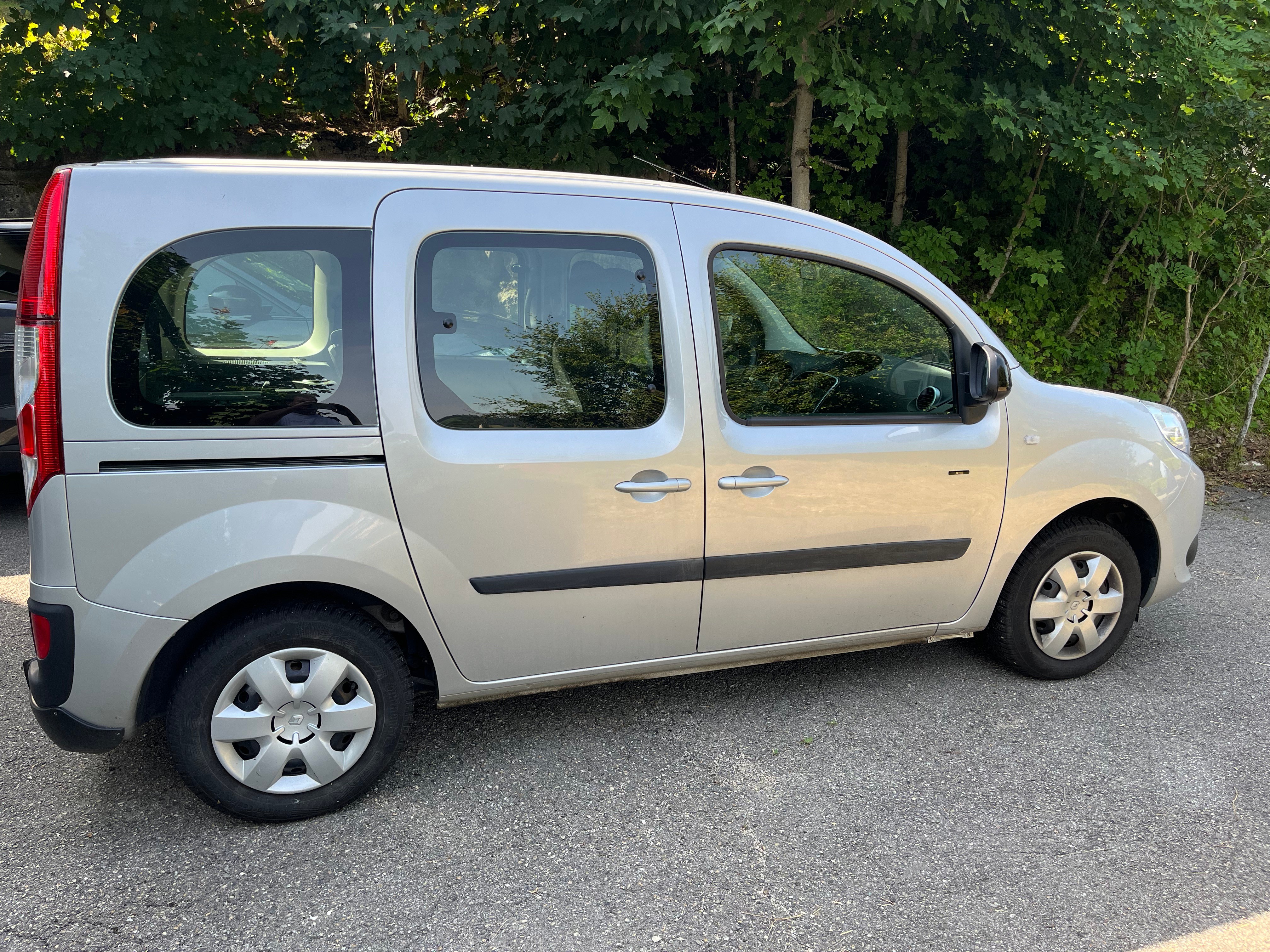 RENAULT Kangoo 1.2 16V Turbo 90th Anniversary EDC