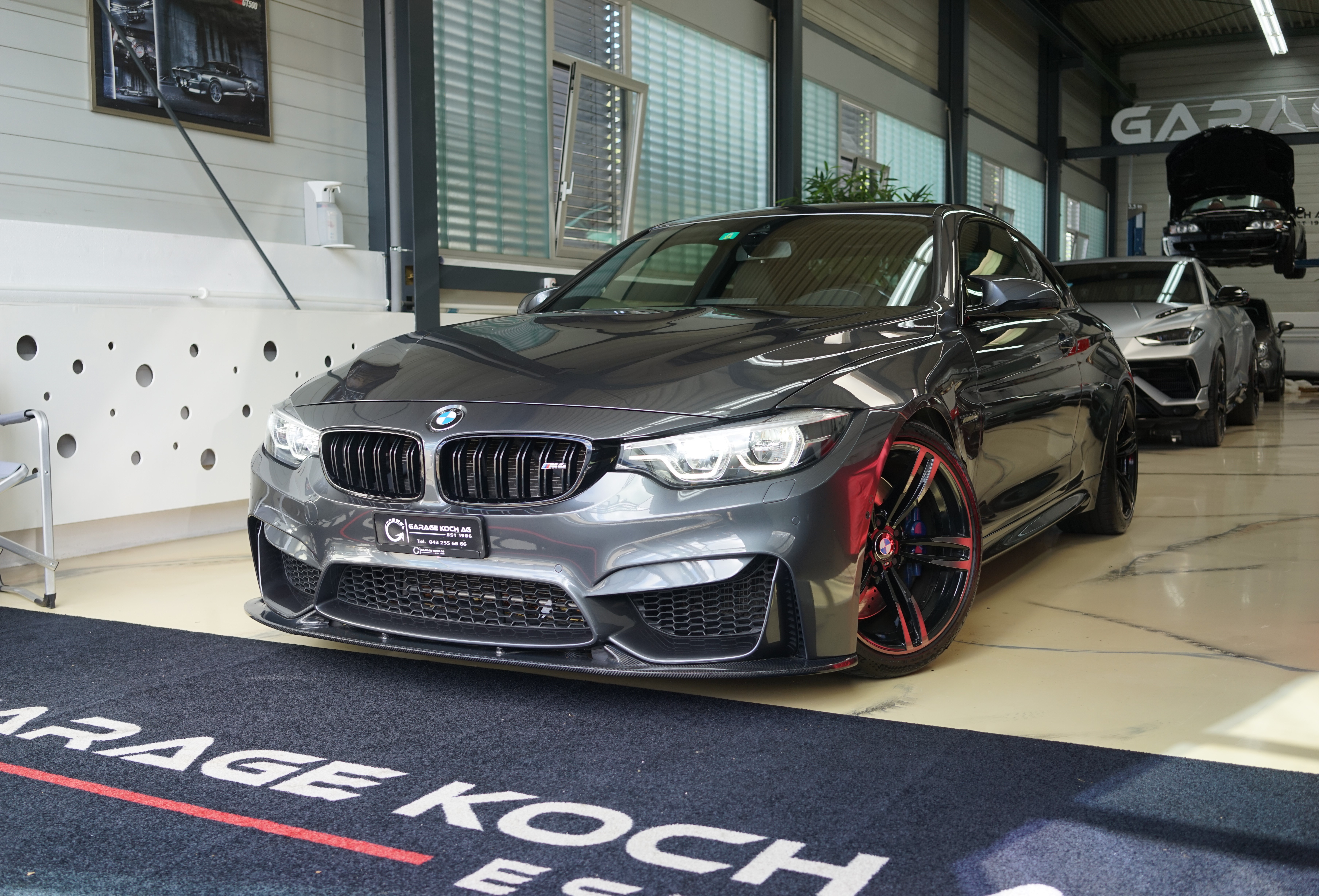 BMW M4 Coupé Competition DKG