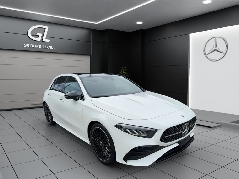 MERCEDES-BENZ A 200 AMG NIGHT STAR 7G-DCT