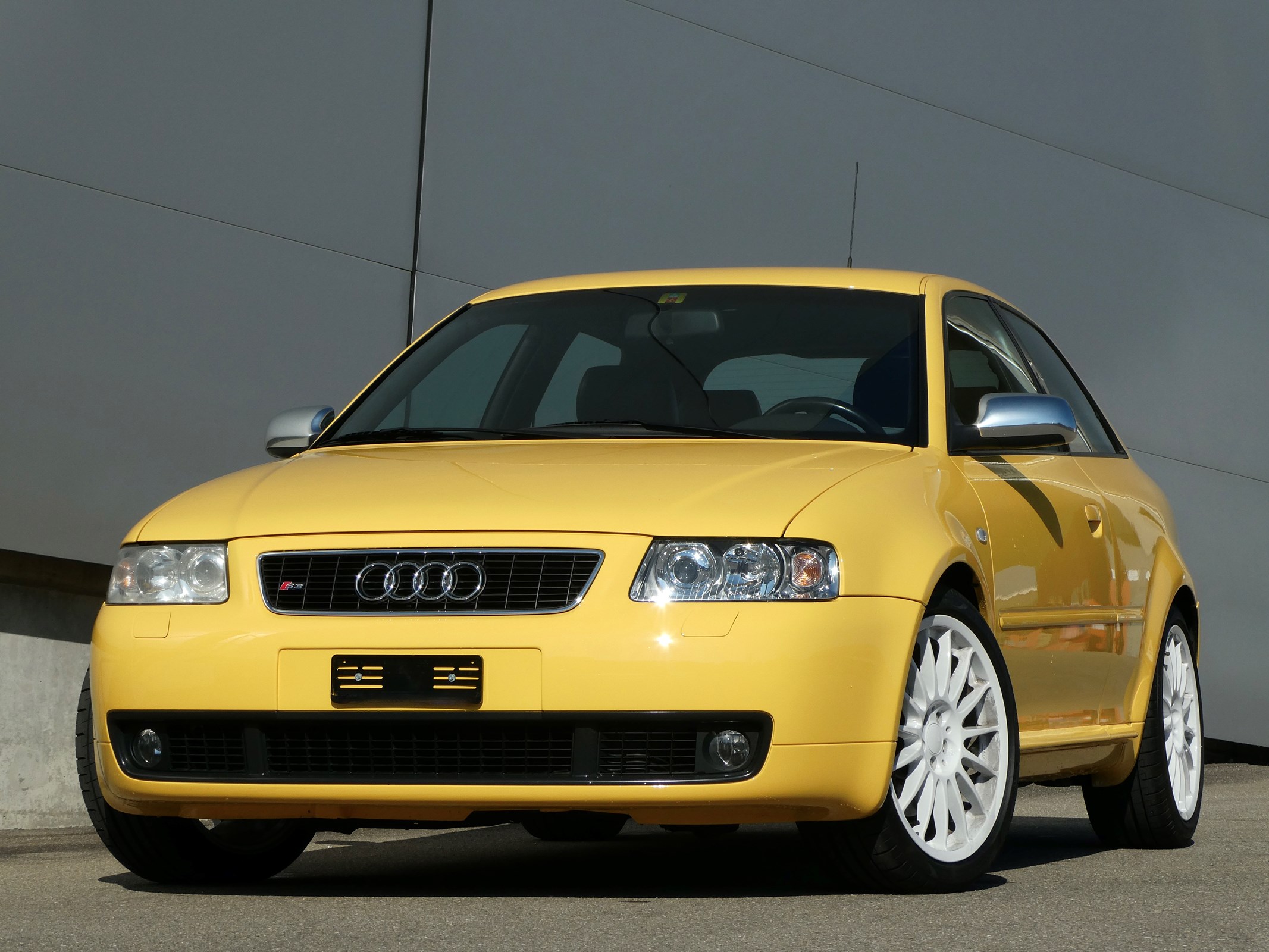 AUDI S3 quattro