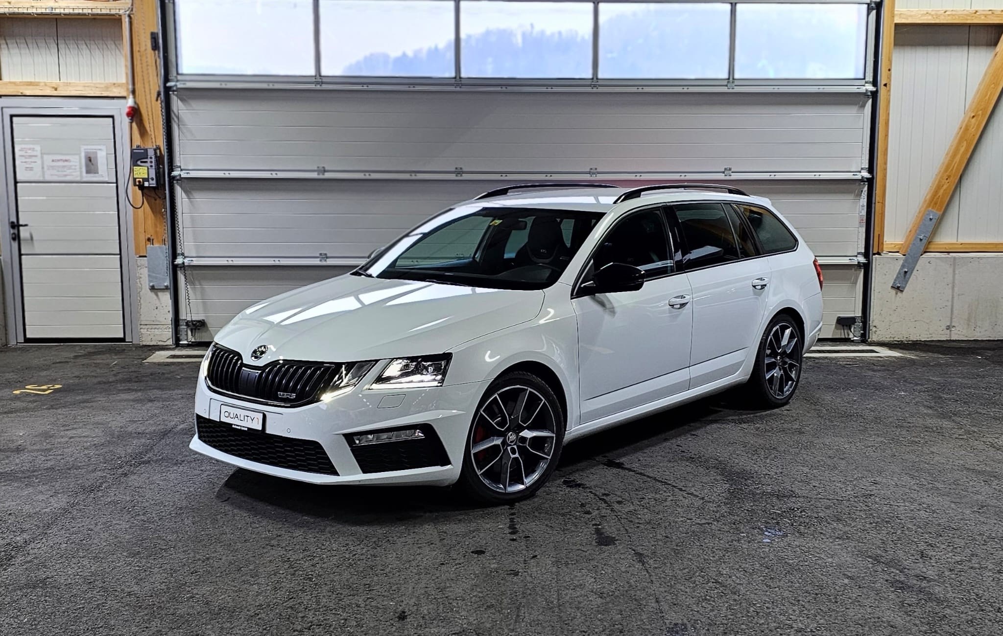 SKODA Octavia Combi 2.0 TSI RS DSG