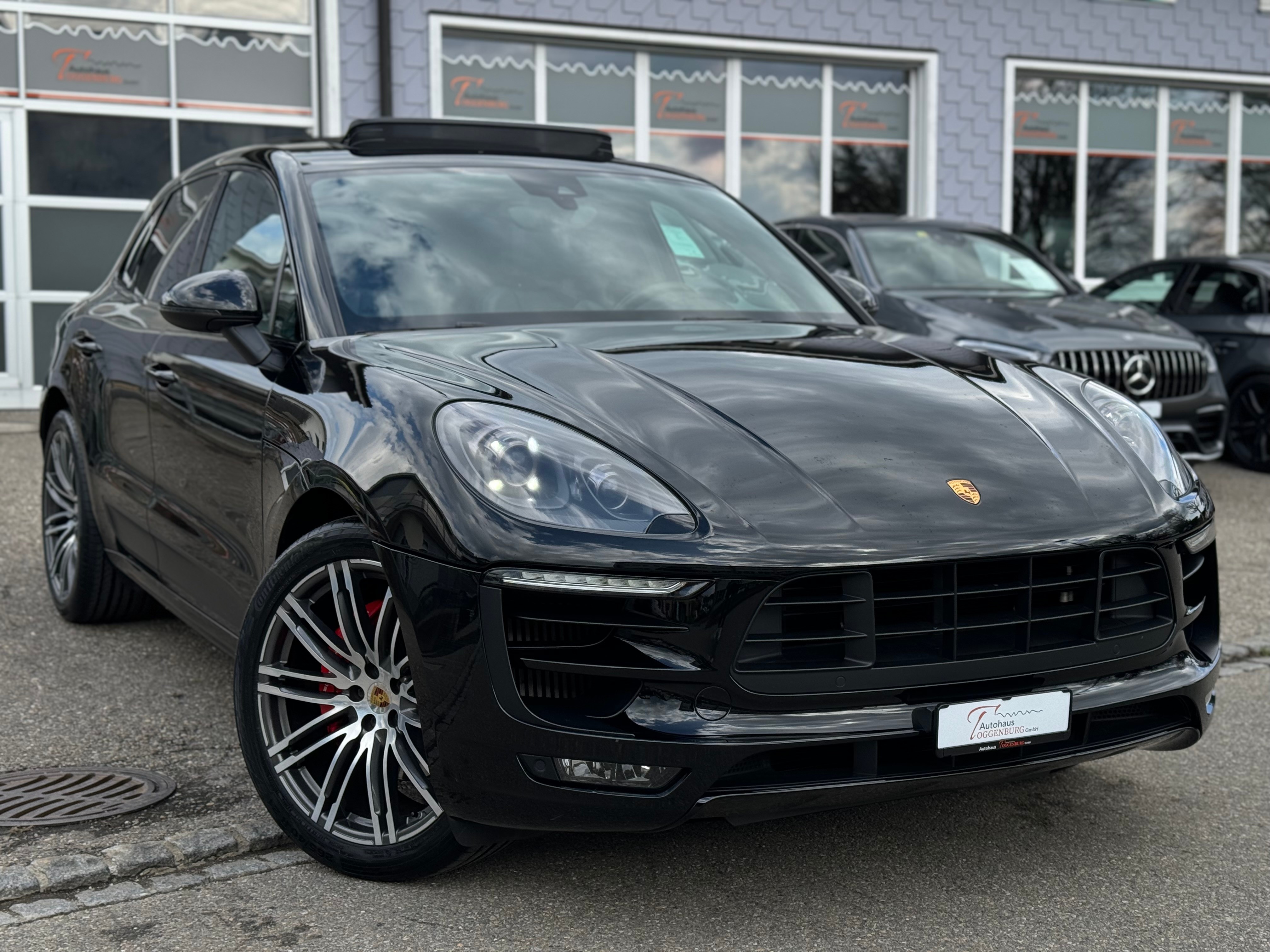 PORSCHE Macan GTS PDK