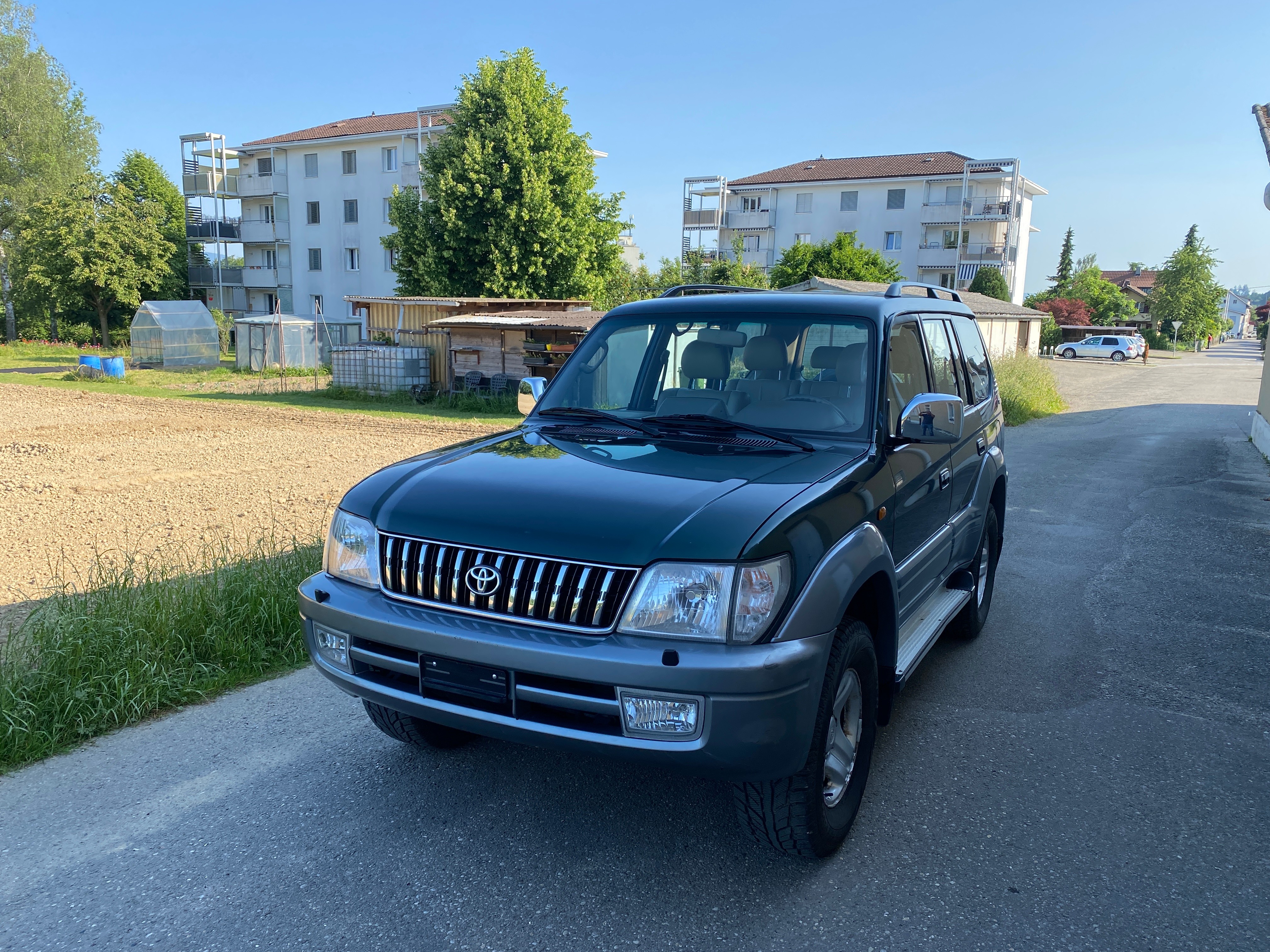 TOYOTA Land Cruiser 300 3.0 TD Saloon