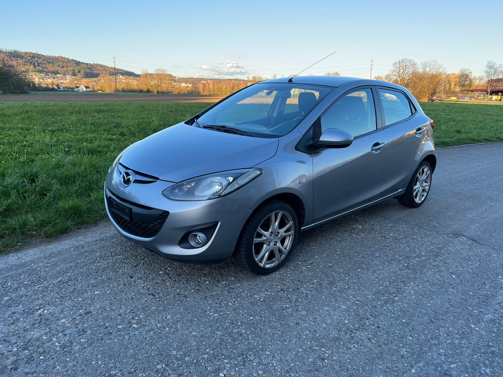 MAZDA 2 1.3i 16V Exclusive