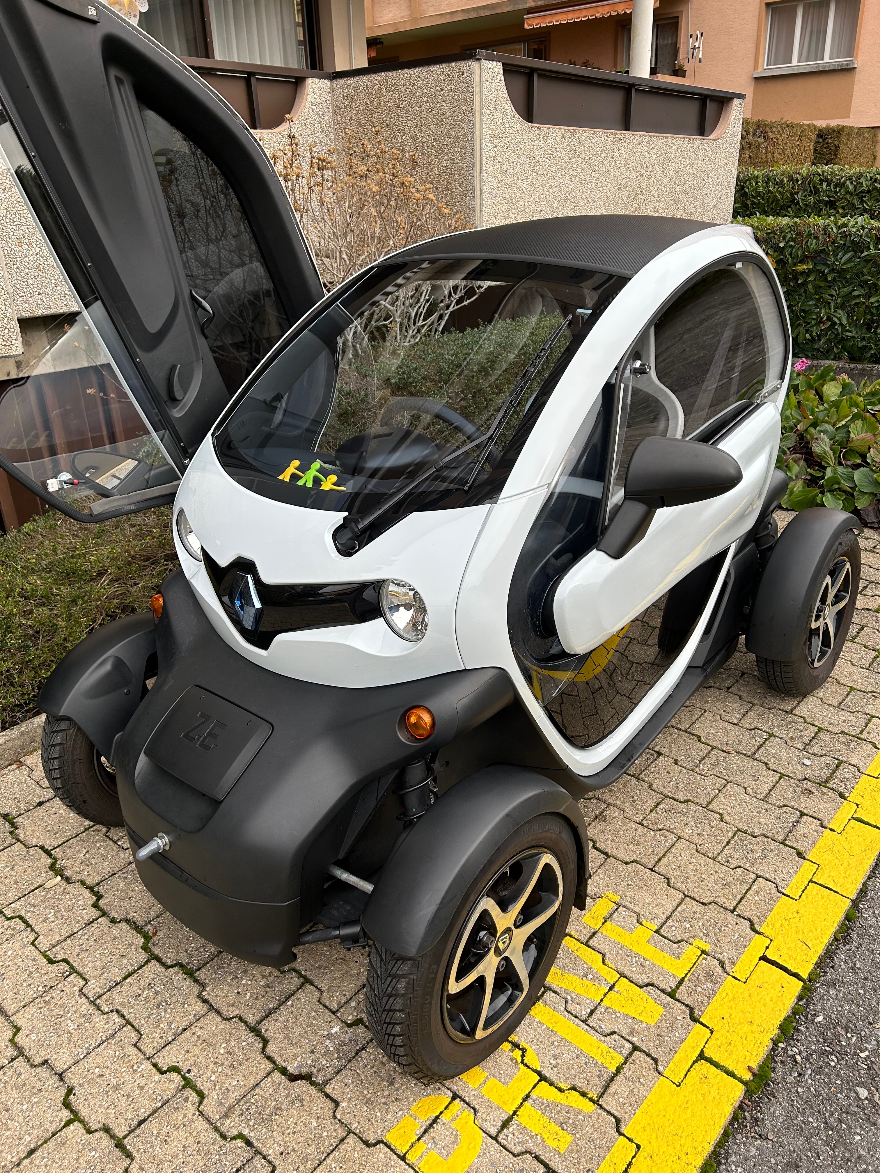 RENAULT Twizy Z.E. Sport Edition (Batterie Miete)