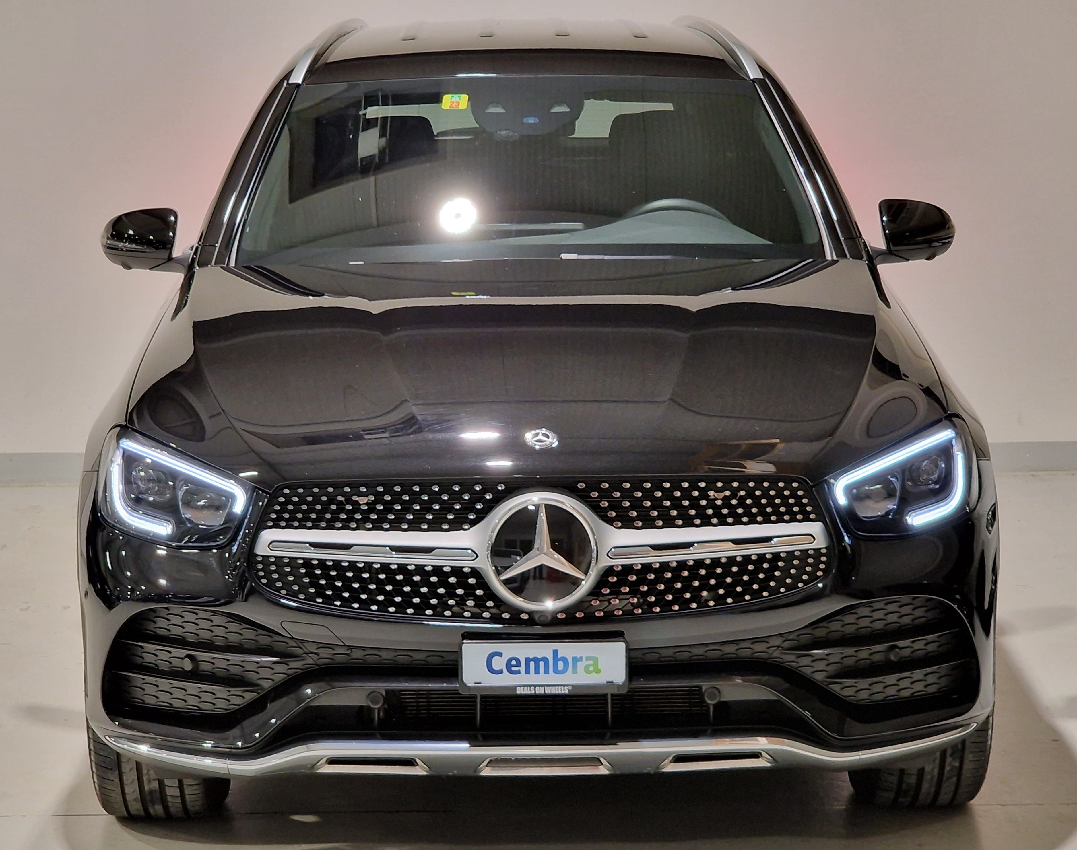 MERCEDES-BENZ GLC 300 AMG Line 4Matic 9G-Tronic