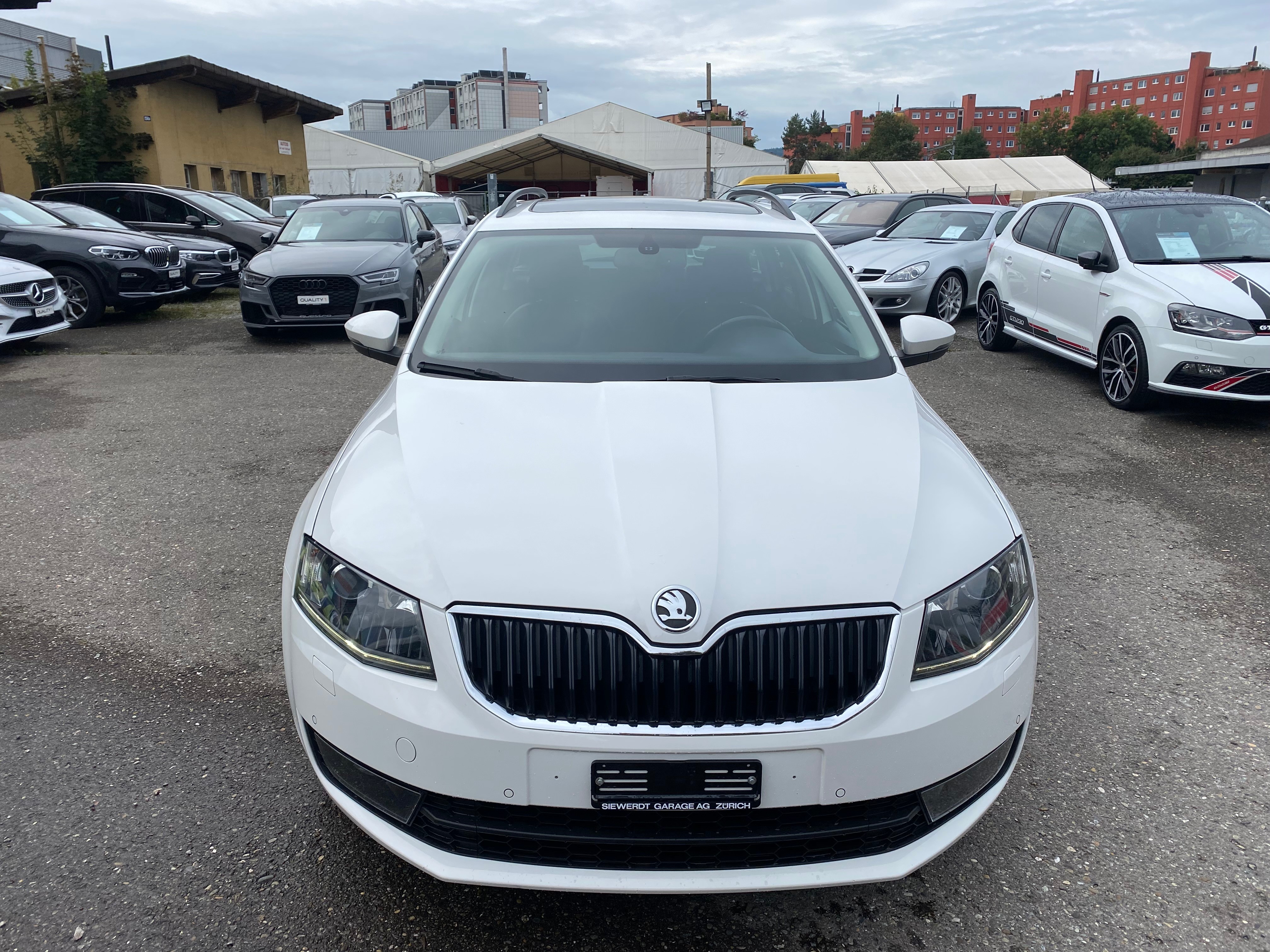 SKODA Octavia Combi 1.8 TSI Elegance 4x4 DSG