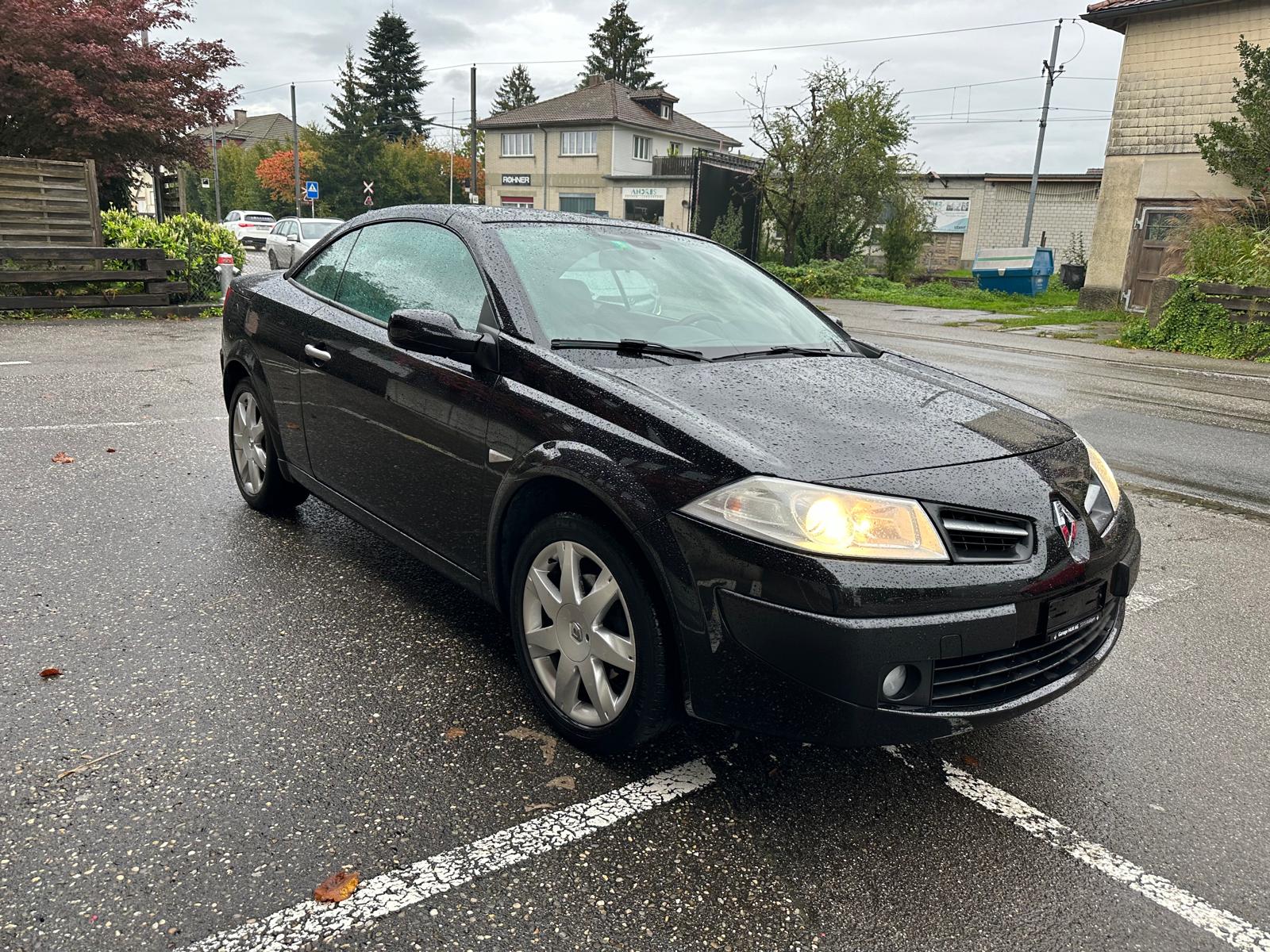 RENAULT Mégane C-C 2.0 16V T Privilège Luxe