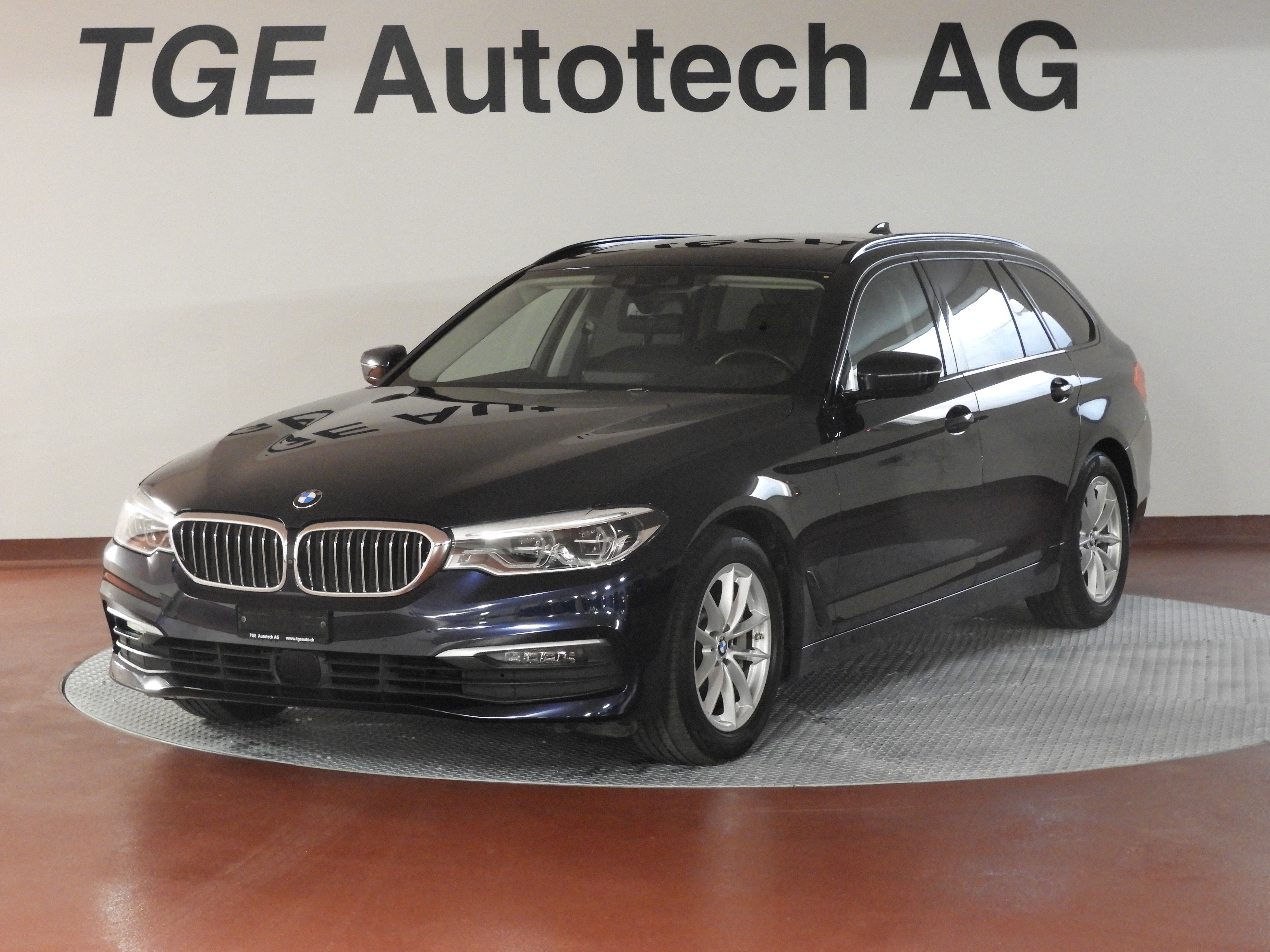 BMW 530d xDrive Touring Steptronic