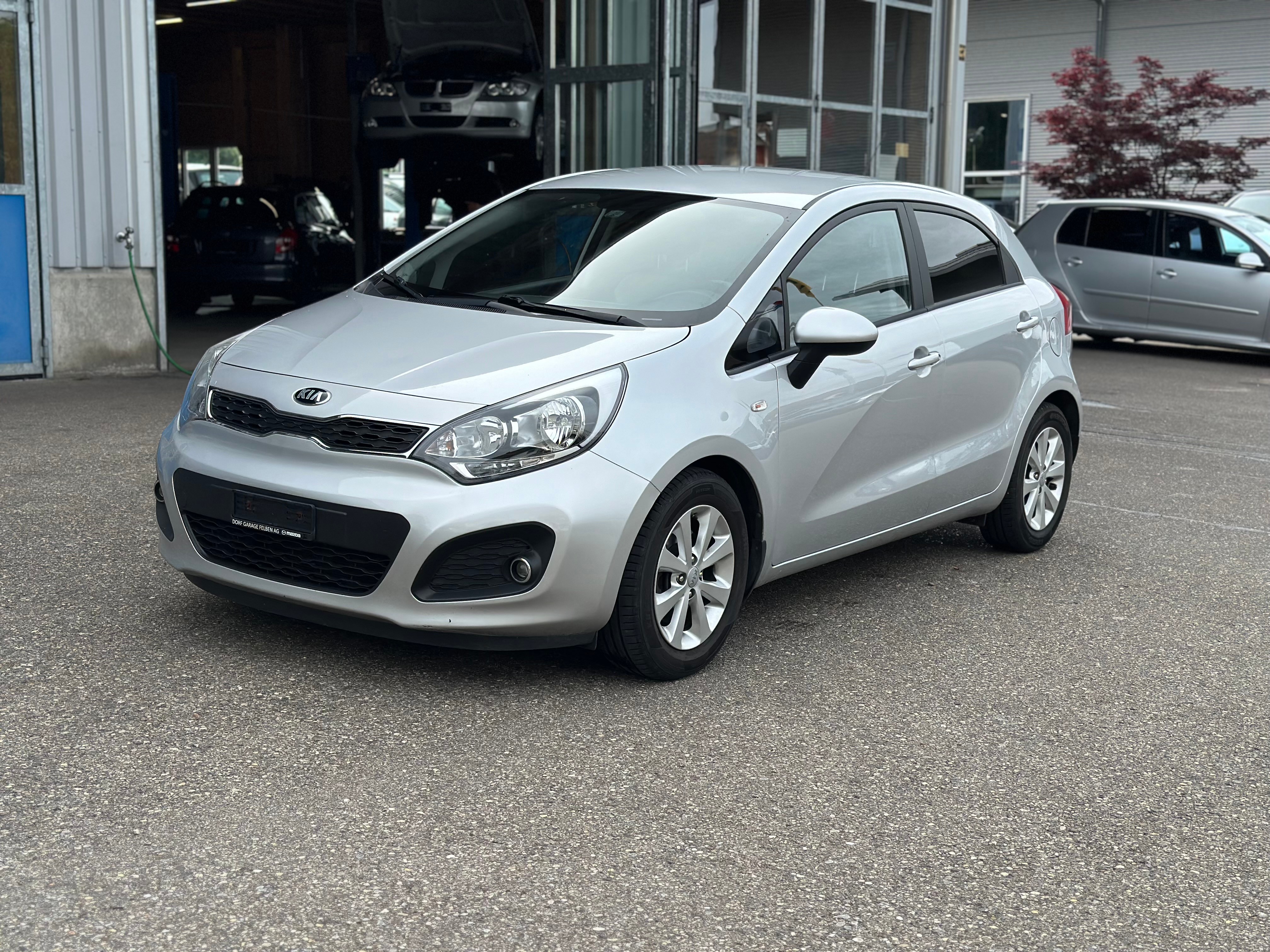 KIA Rio 1.4 CVVT Trend Automatic