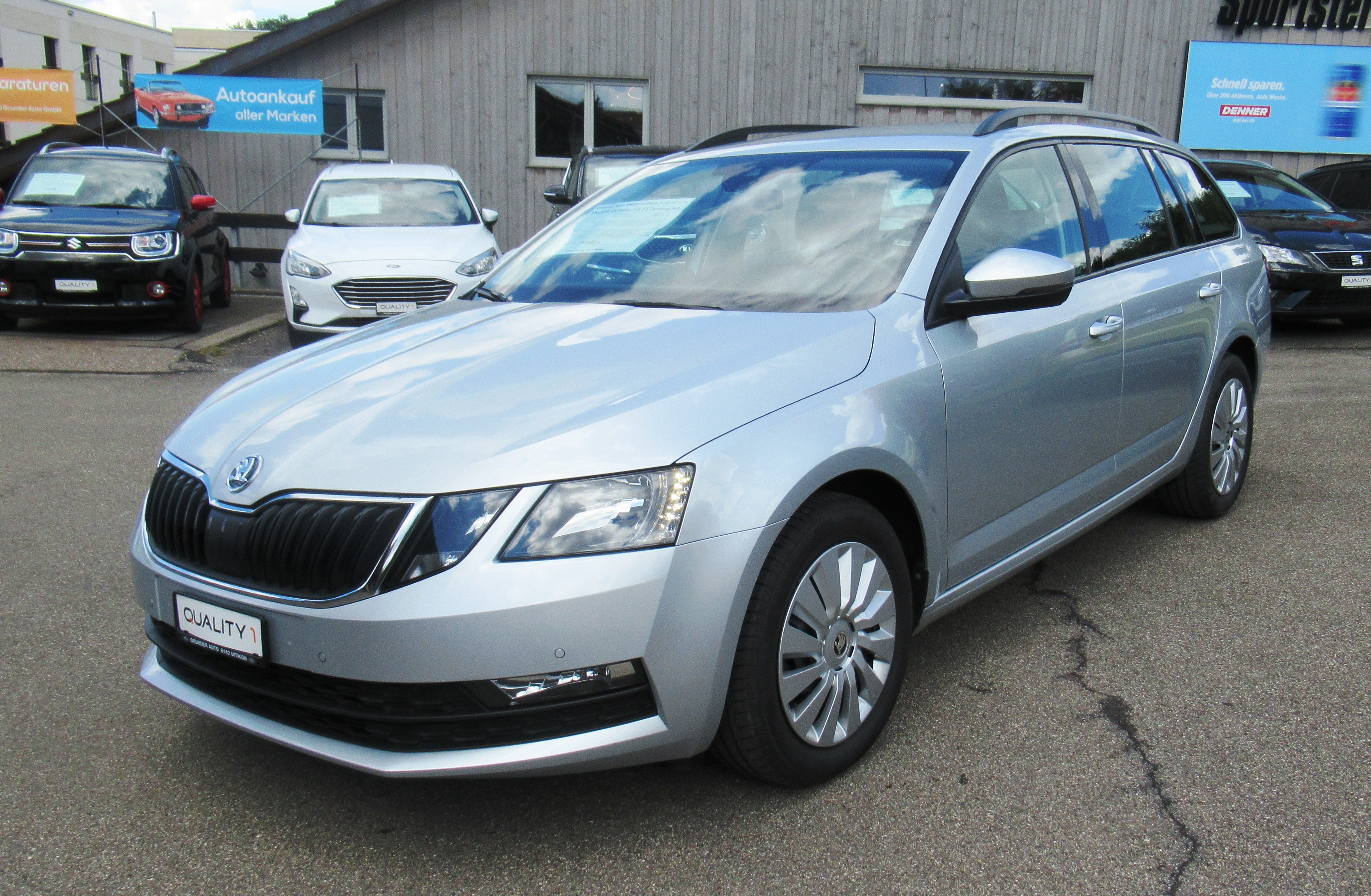 SKODA Octavia Combi 1.5 TSI Ambition DSG