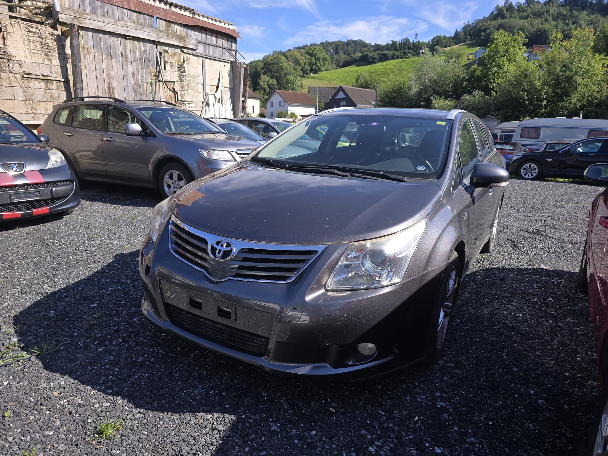 TOYOTA Avensis Sportswagon 2.2D-CAT Linea Luna A