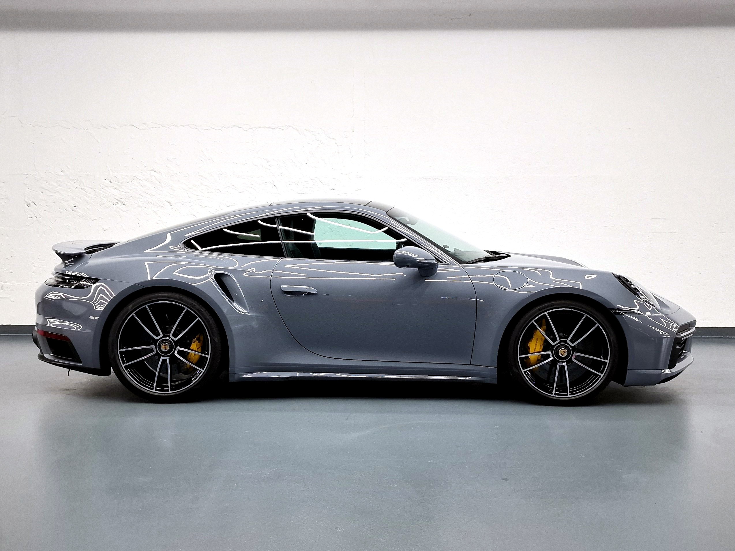 PORSCHE 911 Coupé 3.7 Turbo S PDK