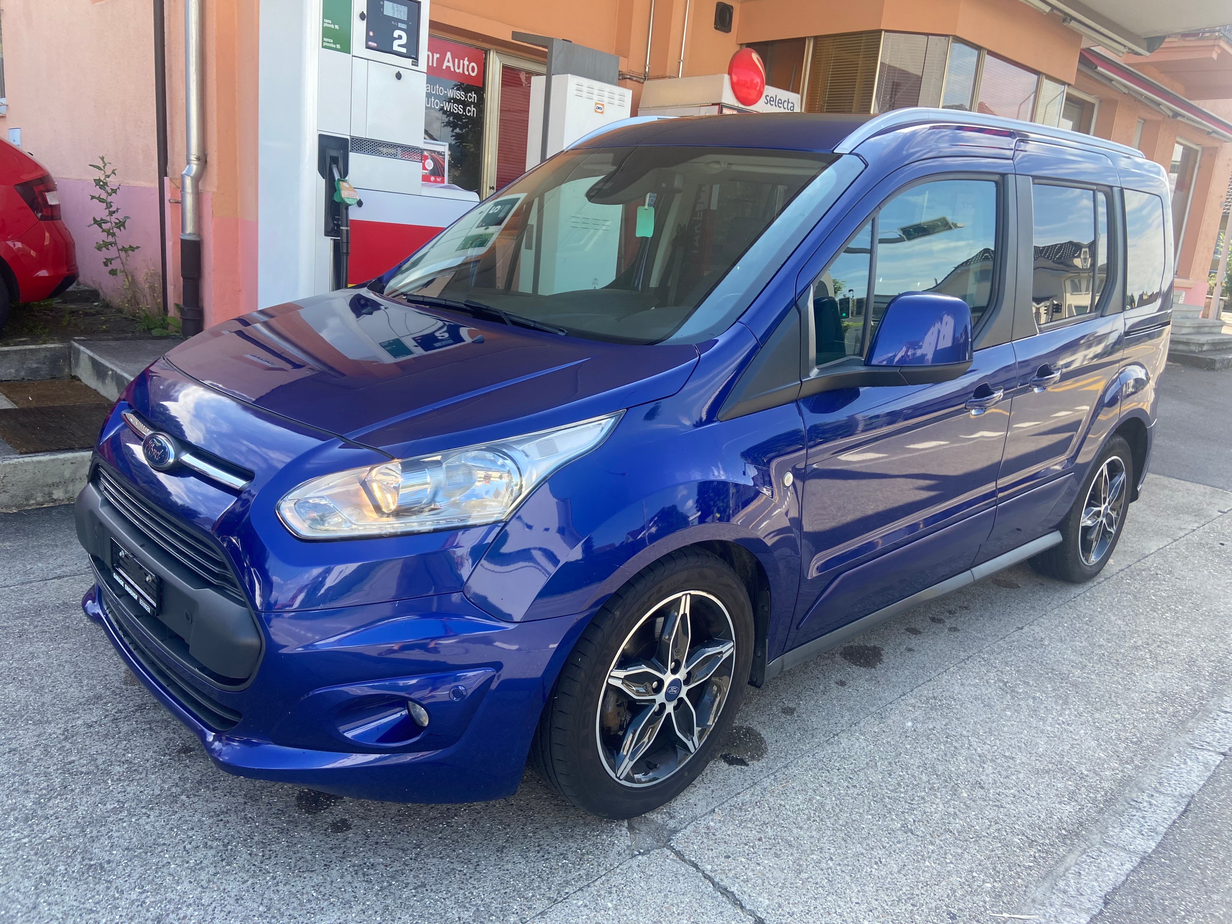 FORD Tourneo Connect 1.5 TDCi Titanium Powershift