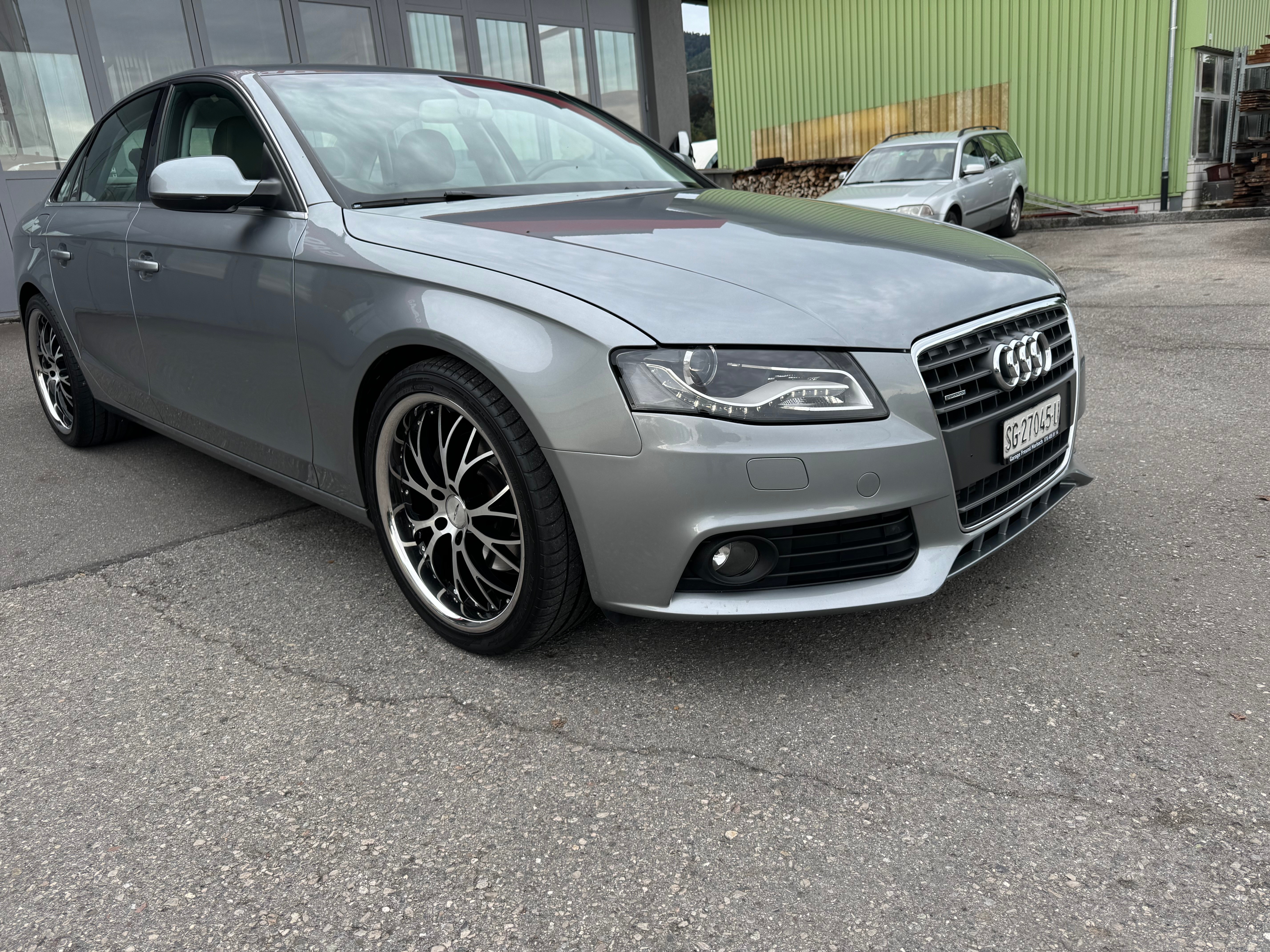 AUDI A4 2.0 TFSI quattro