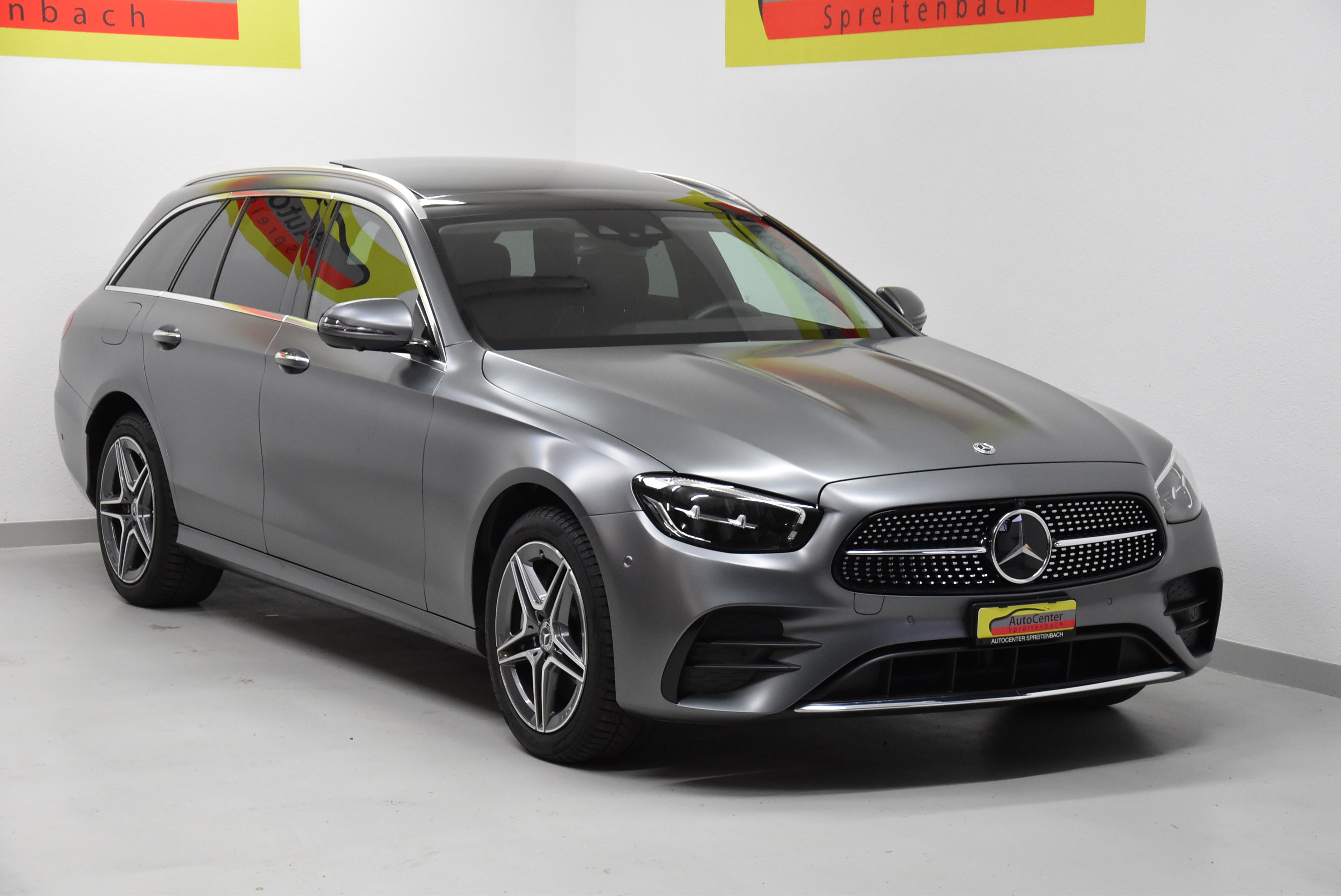 MERCEDES-BENZ E 300 de T 4Matic AMG Line 9G-Tronic