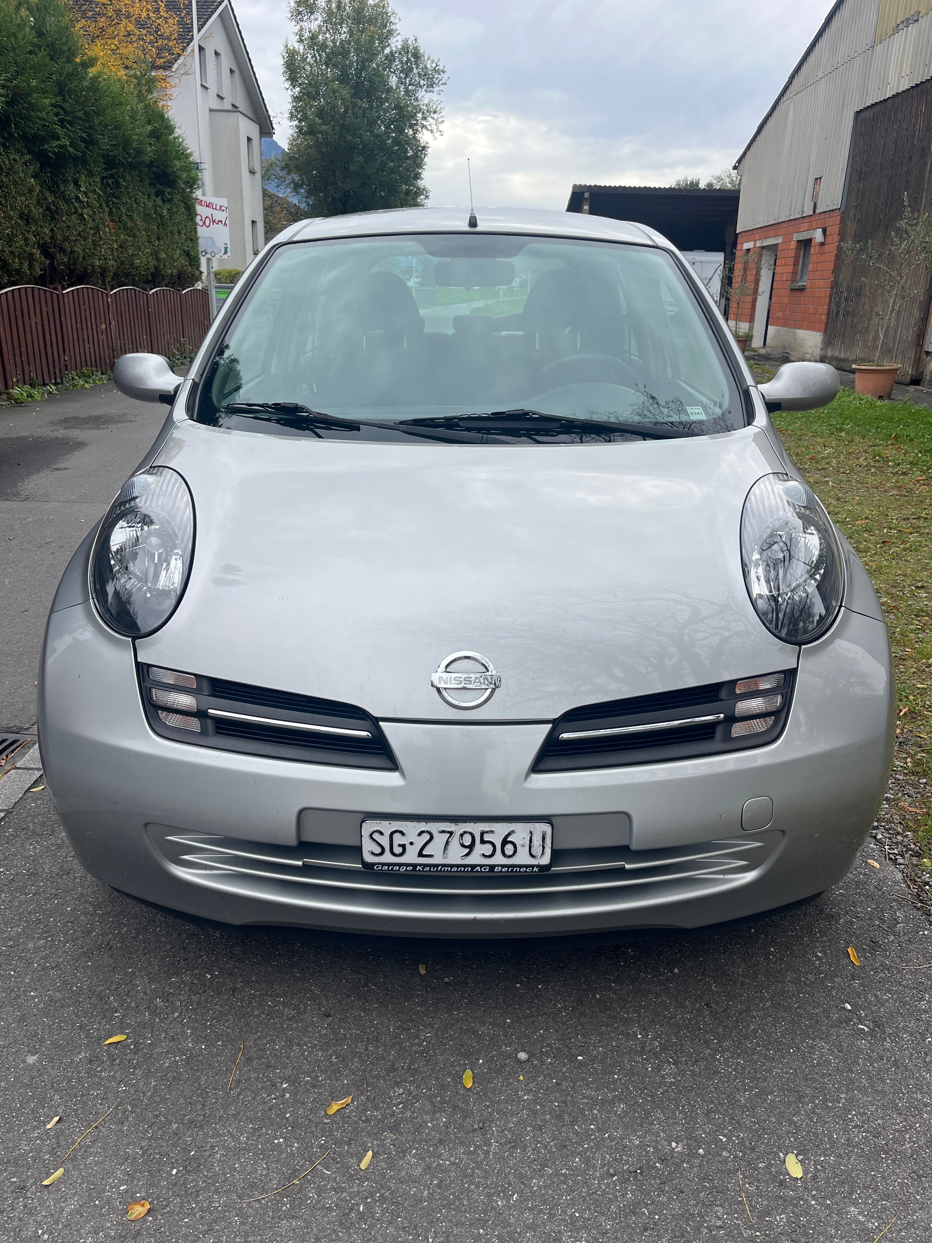 NISSAN Micra 1.2 helvetic.com