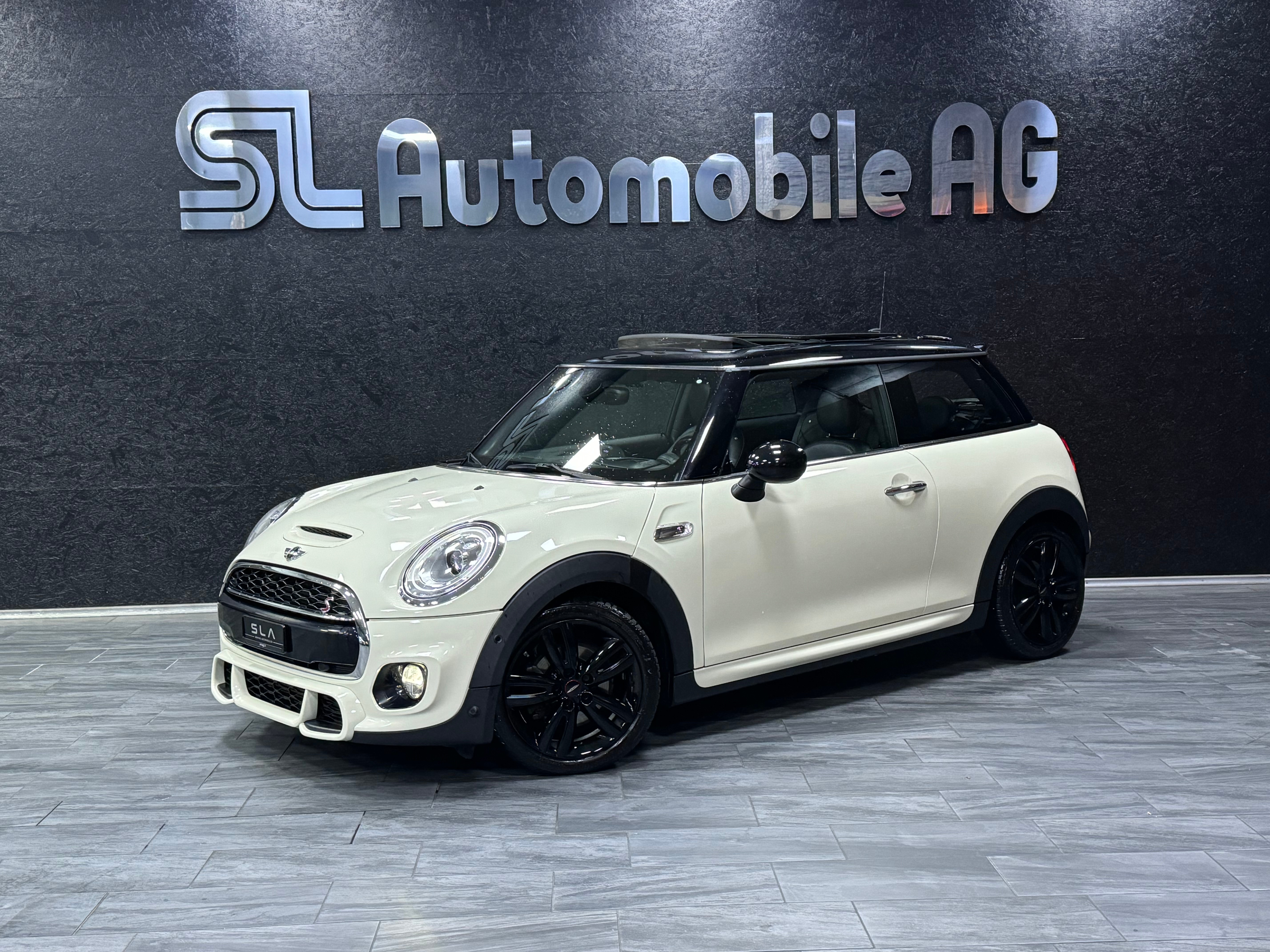 MINI Mini Cooper S Steptronic / John Cooper Works Interieur Paket