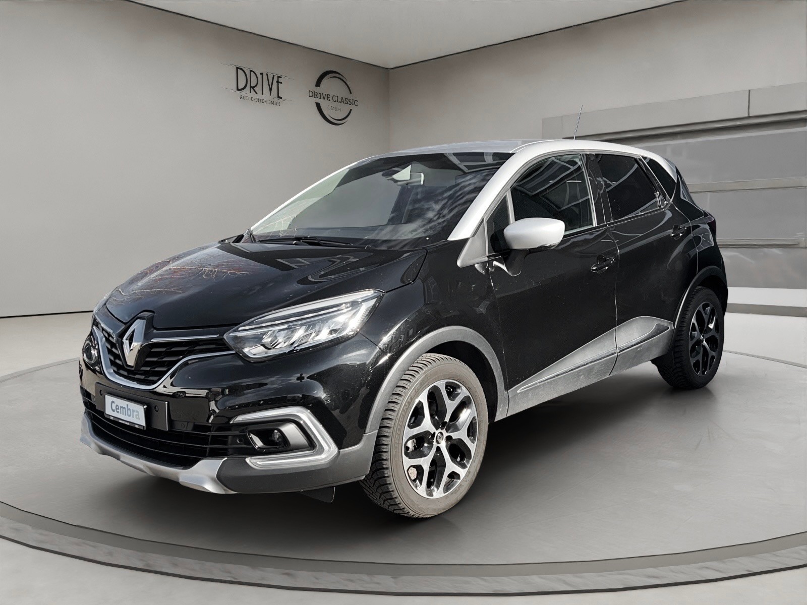 RENAULT Captur 1.2 T 16V Intens EDC