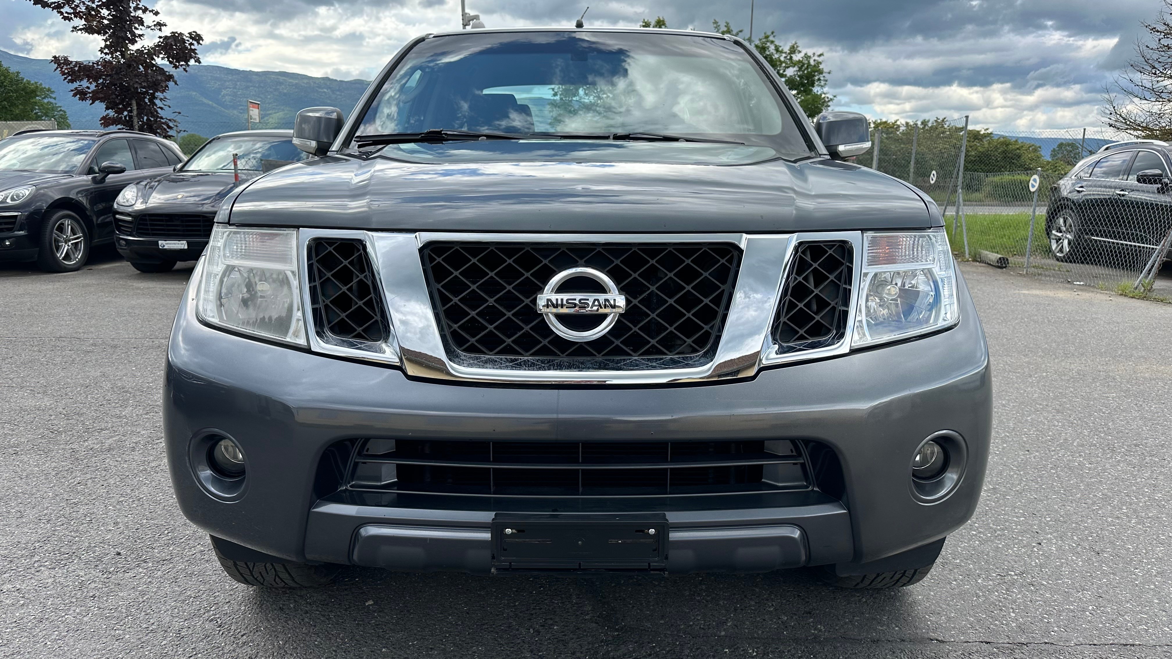 NISSAN Navara Double Cab LE 2.5 dCi 4WD Automat