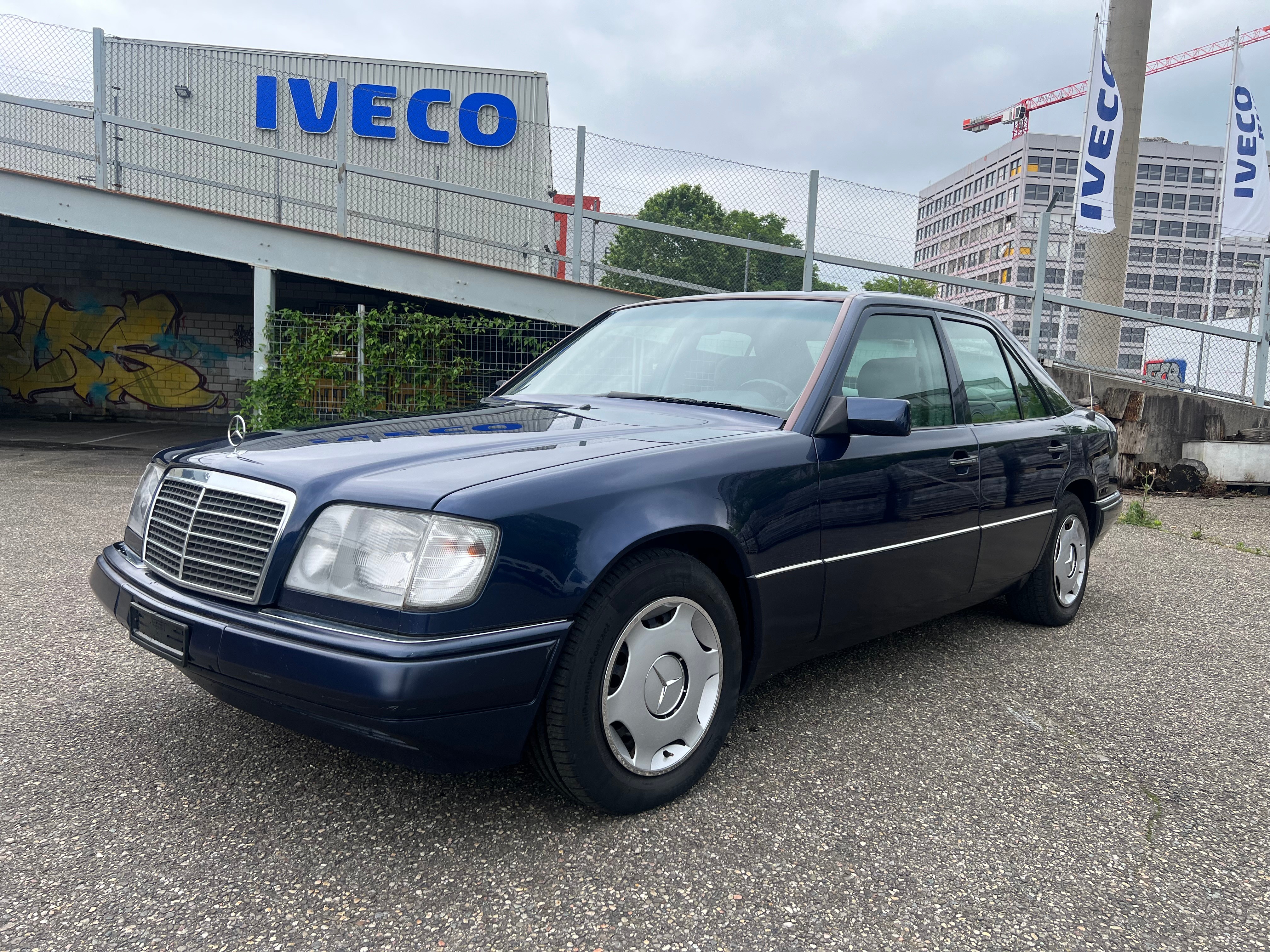 MERCEDES-BENZ E 280 Business Automatic