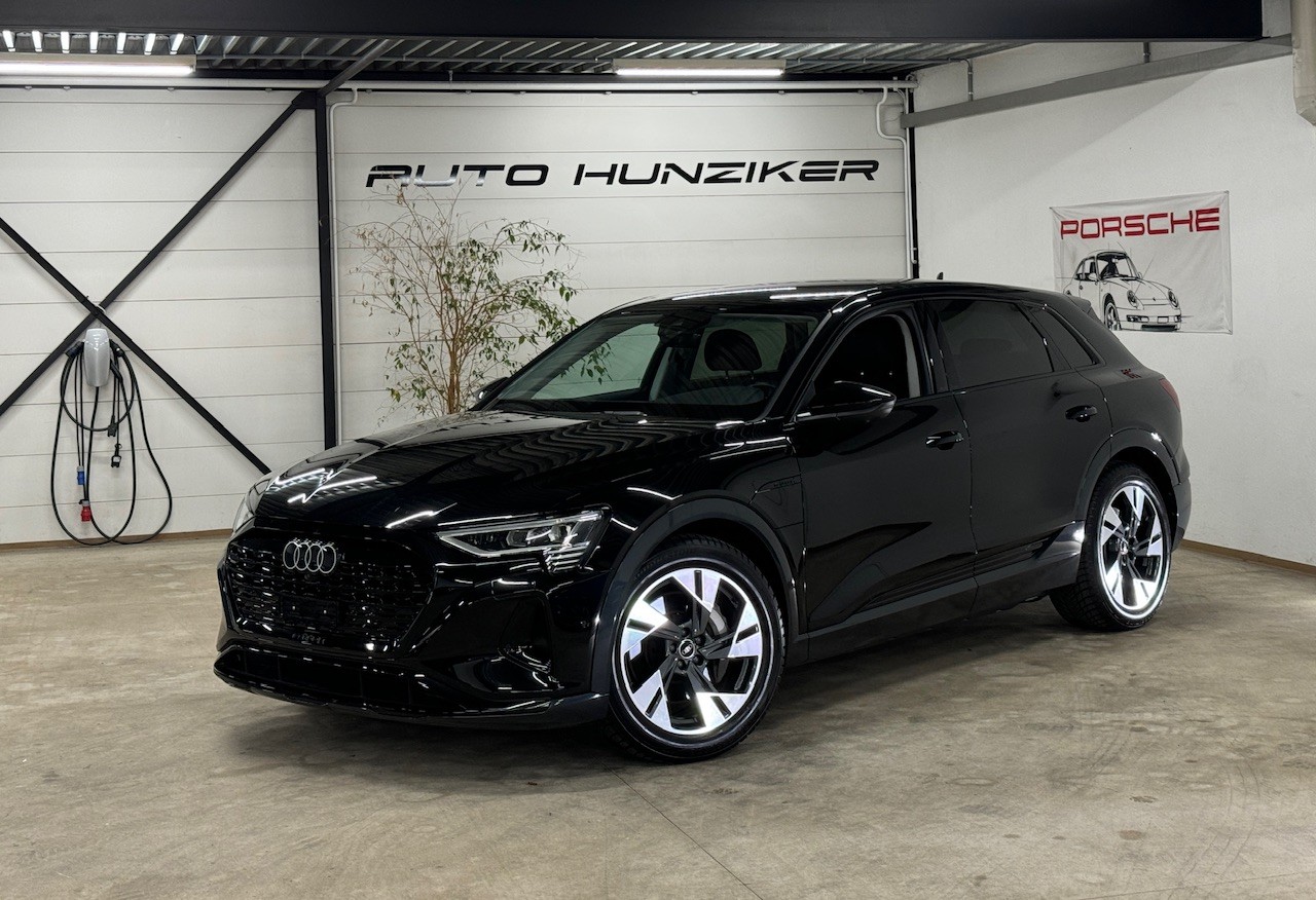 AUDI Q8 50 Black-Pack 340Ps 95kWh advanced quattro