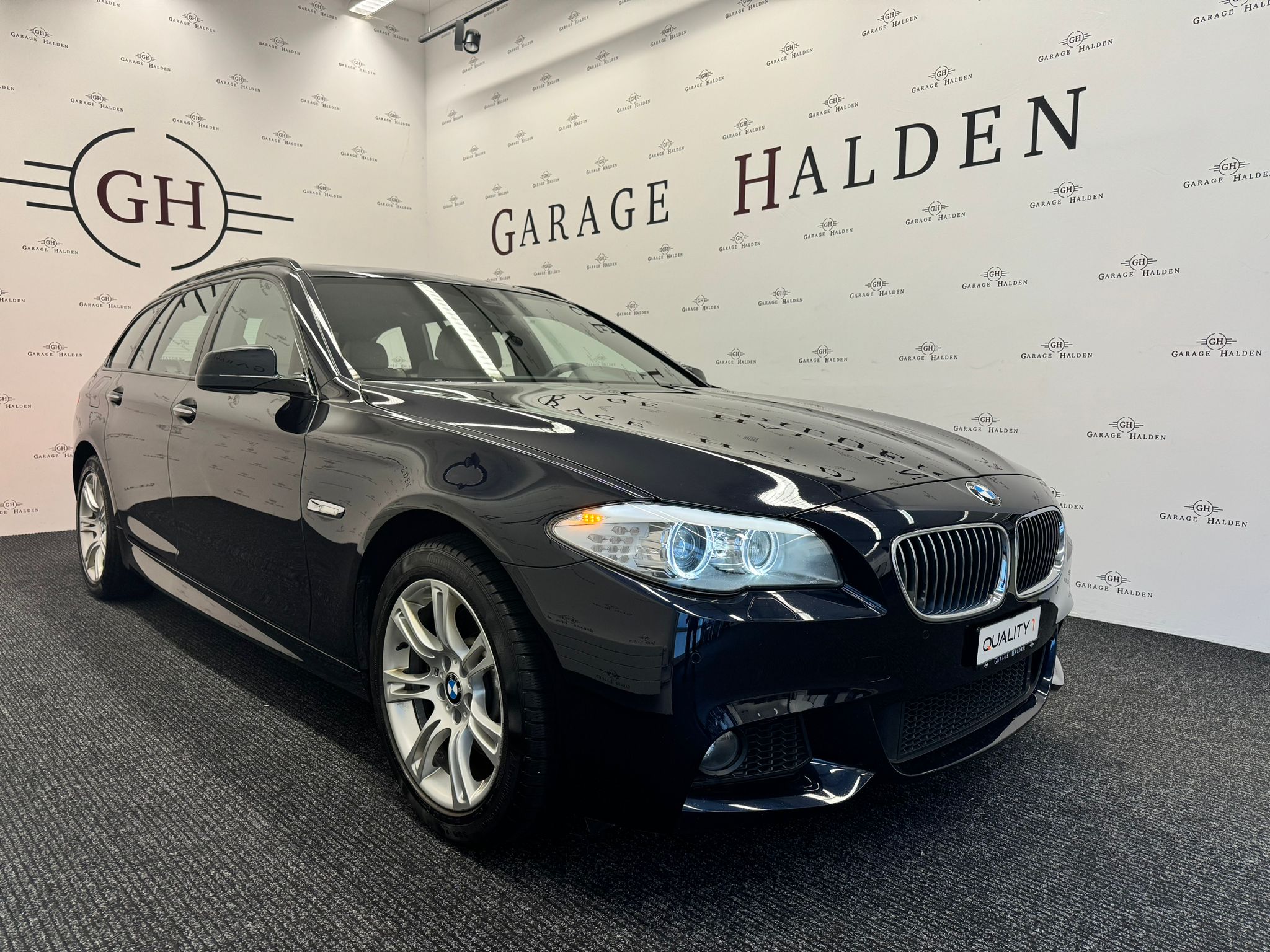 BMW 530d xDrive Touring Steptronic