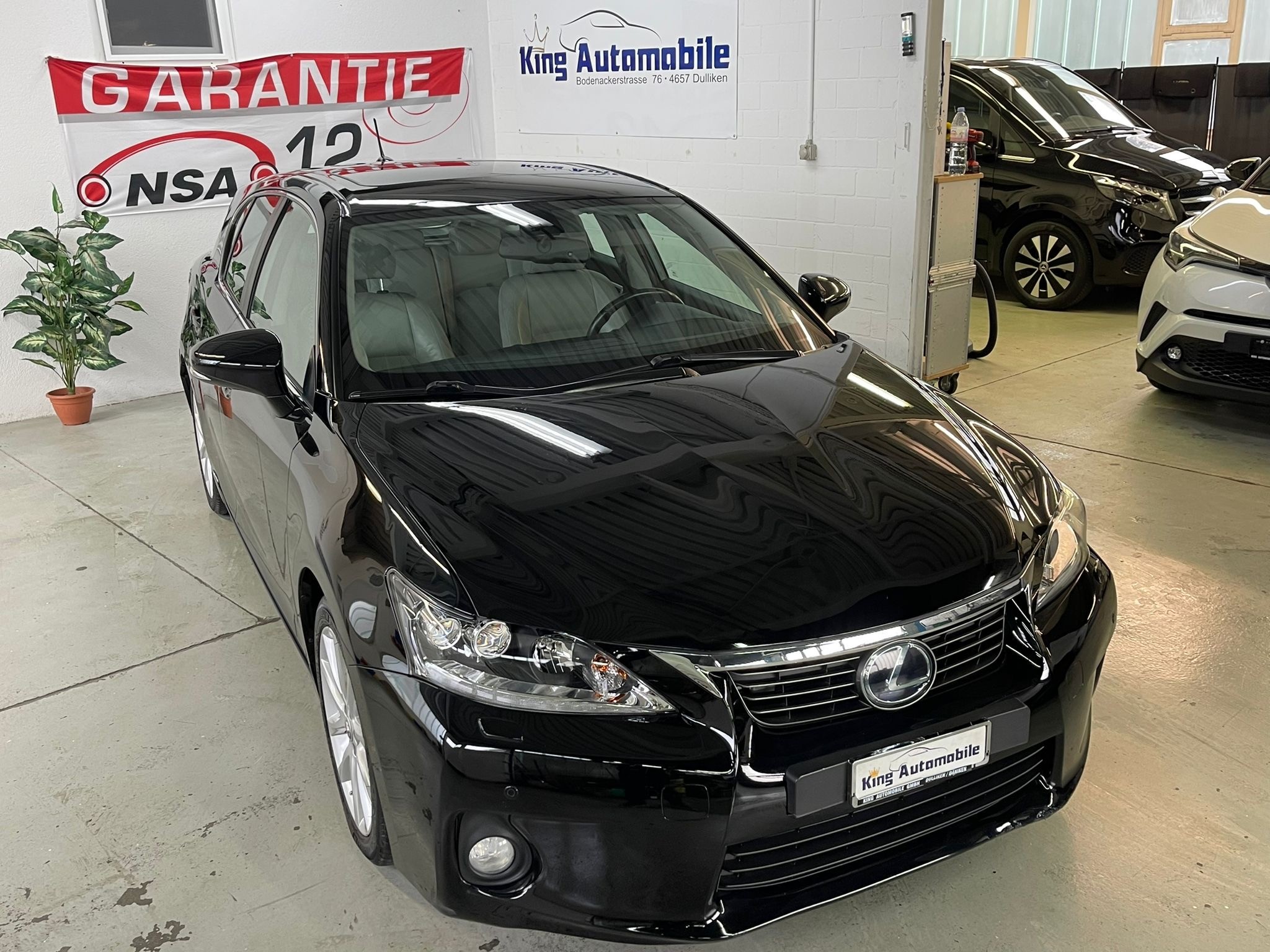 LEXUS CT 200h 1.8 excellence CVT