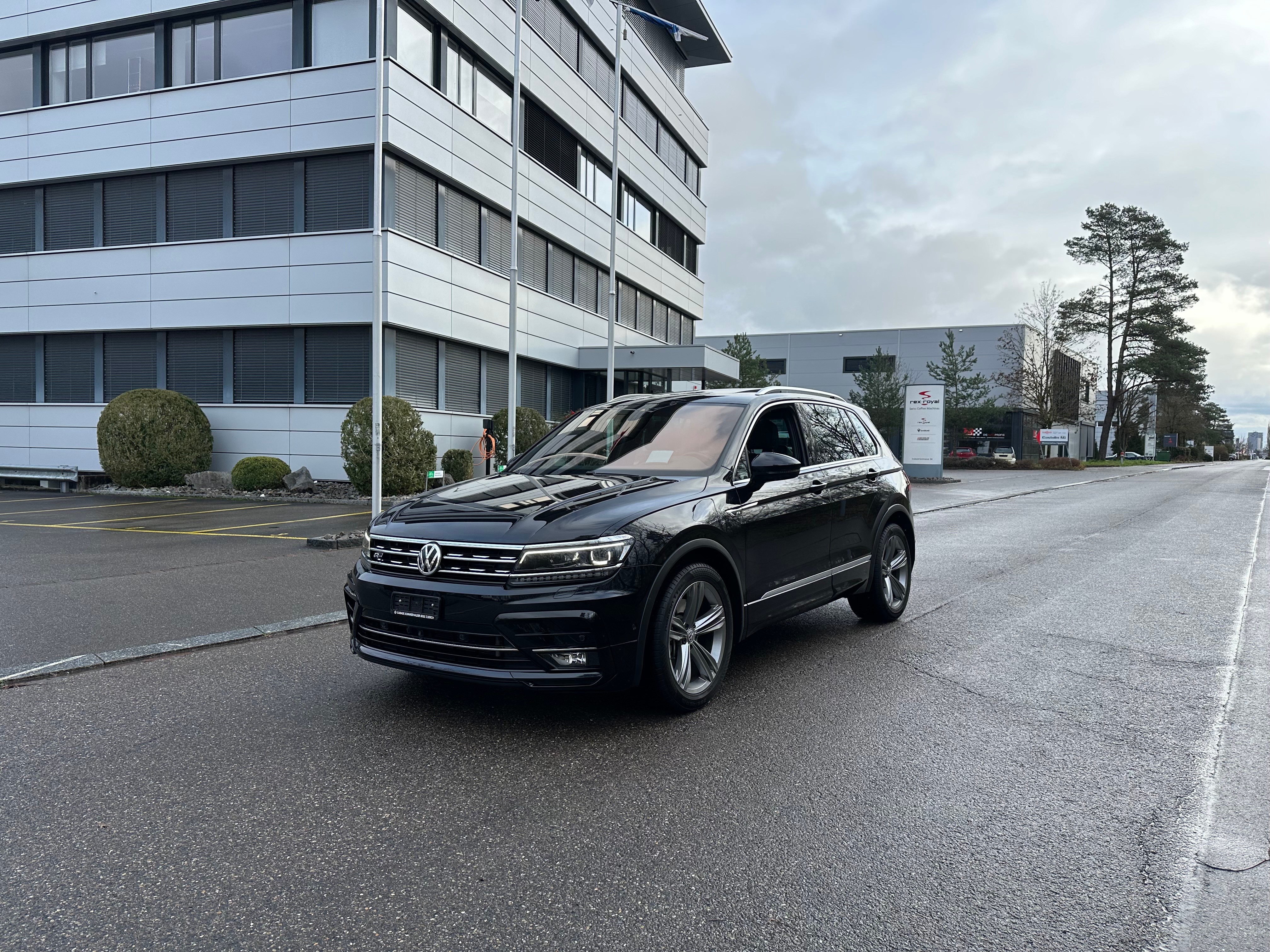 VW Tiguan 2.0TSI RLINE 4Motion DSG