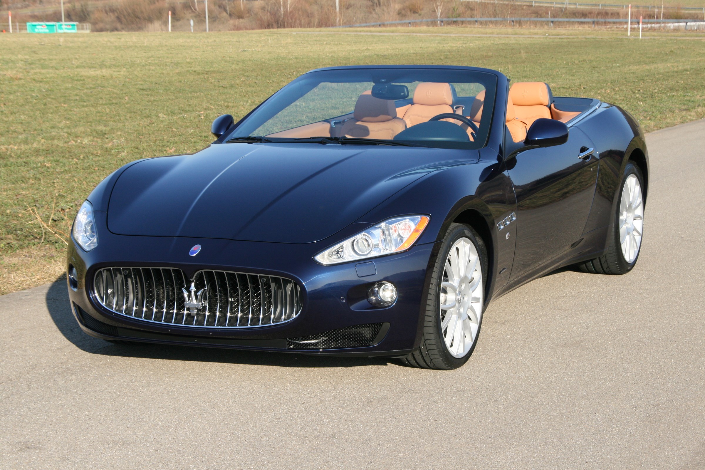 MASERATI GranCabrio - Unikat in Blu Oceano/Cuoio !